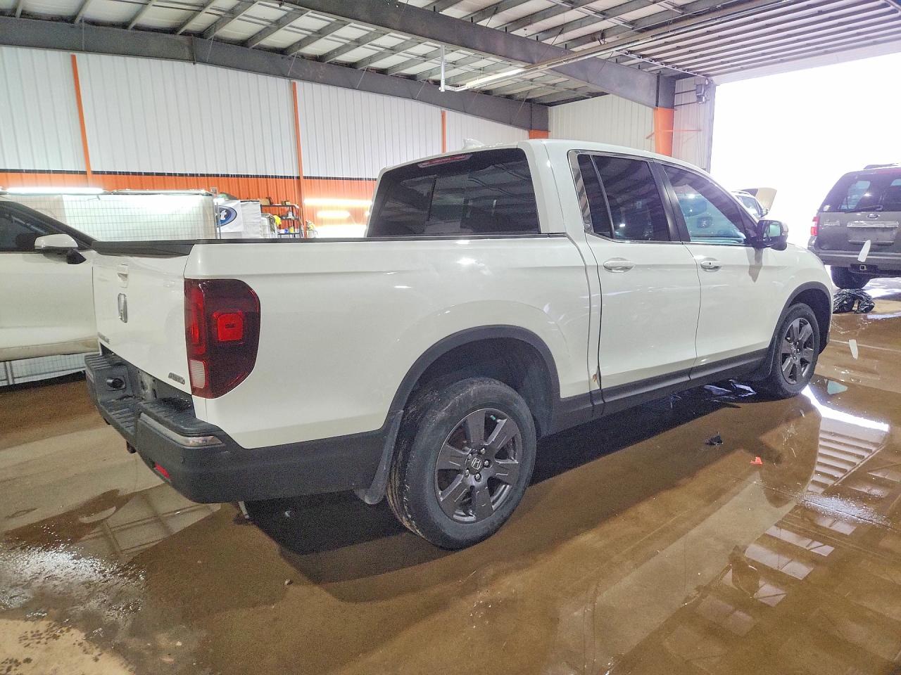 2020 Honda Ridgeline Rtl White vin: 5FPYK3F58LB501846