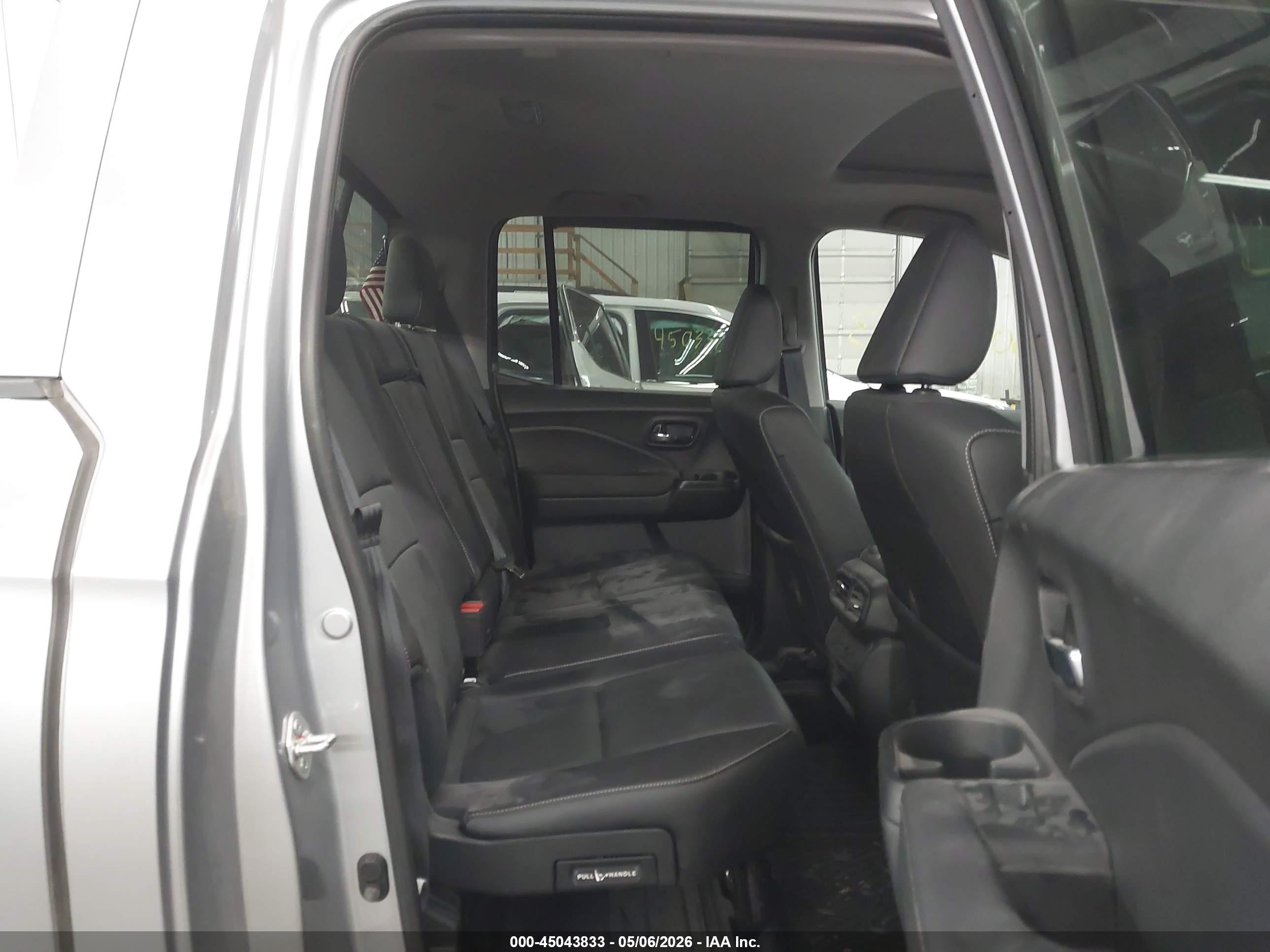 2024 Honda Ridgeline Rtl Серебряный vin: 5FPYK3F5XRB020294