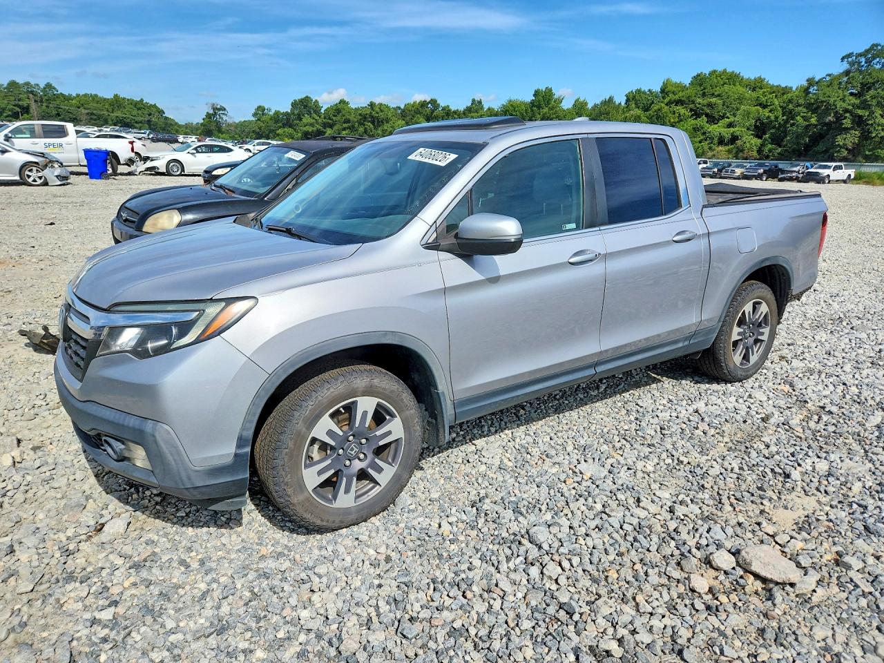 2019 Honda Ridgeline Rtl Silver vin: 5FPYK3F64KB025652