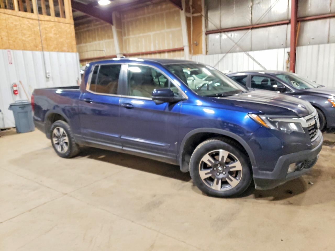 2017 Honda Ridgeline Rtl Синий vin: 5FPYK3F67HB011690
