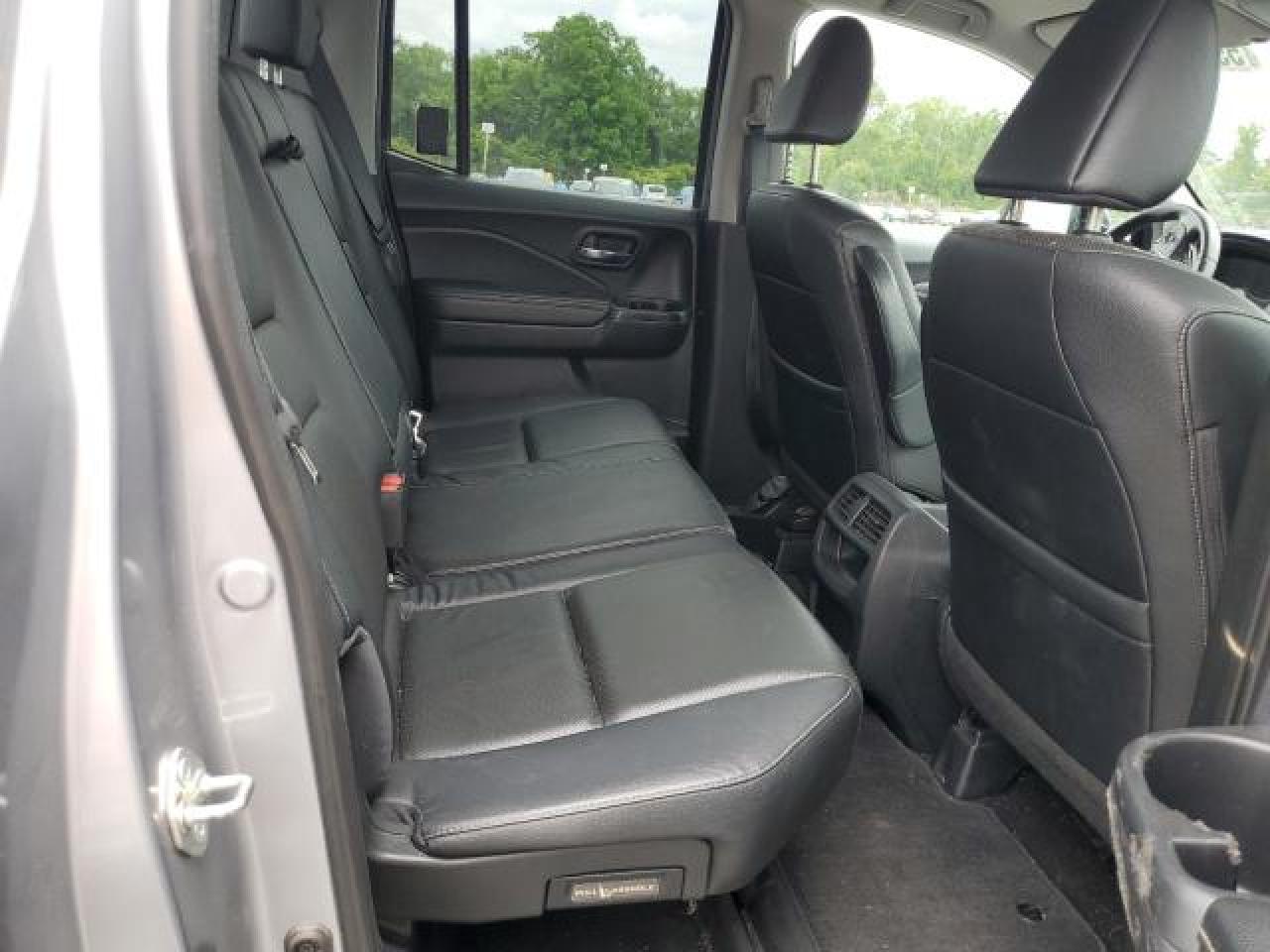 2018 Honda Ridgeline Rtl Серебряный vin: 5FPYK3F6XJB005758