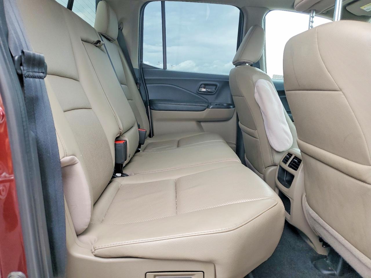 2019 Honda Ridgeline Rtl Maroon vin: 5FPYK3F72KB012410