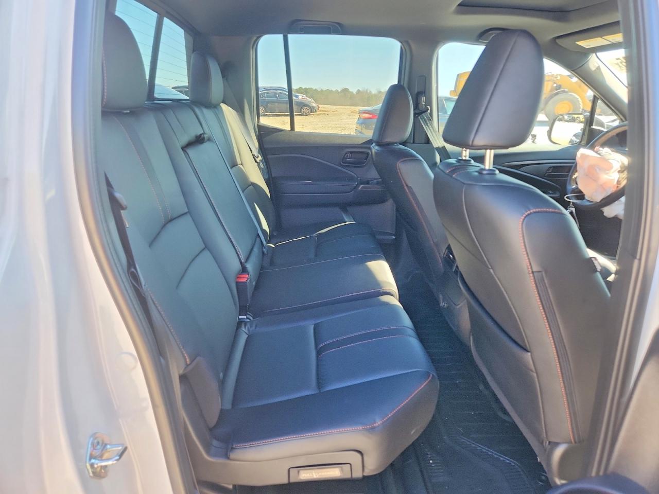 2025 Honda Ridgeline Trail Sport White vin: 5FPYK3F72SB035878