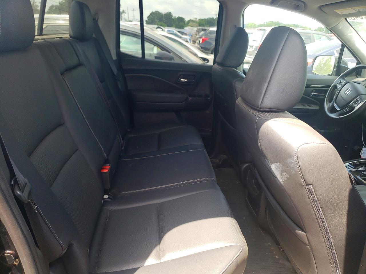 2019 Honda Ridgeline Rtl Black vin: 5FPYK3F77KB014458