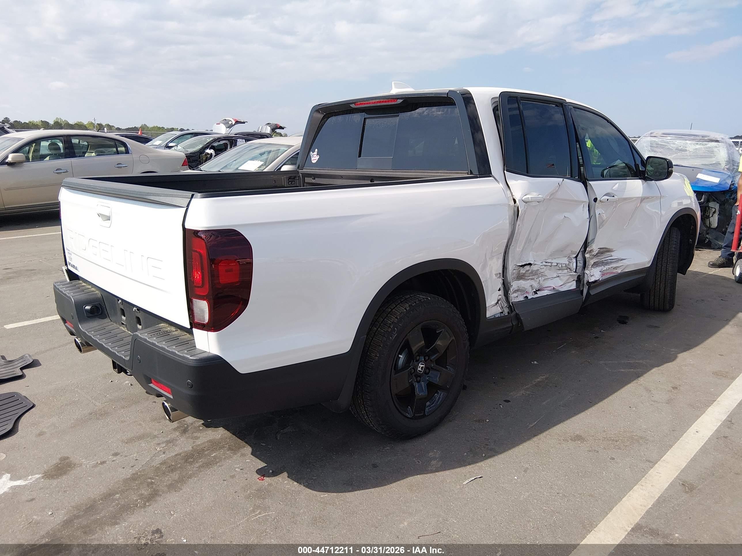 2024 Honda Ridgeline Black Edition White vin: 5FPYK3F80RB028463