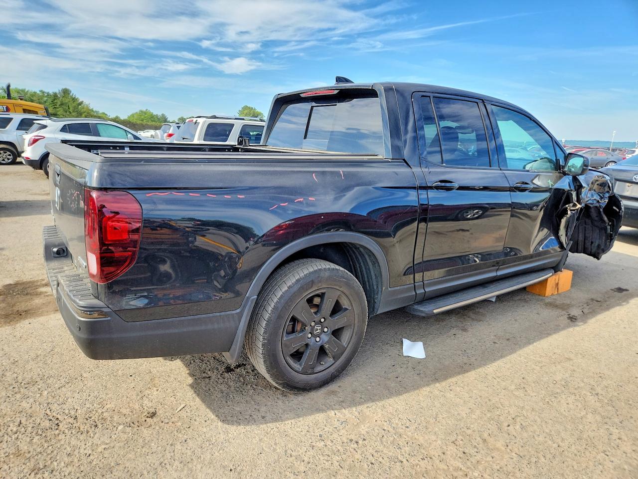 2019 Honda Ridgeline Black Edition Black vin: 5FPYK3F86KB007011