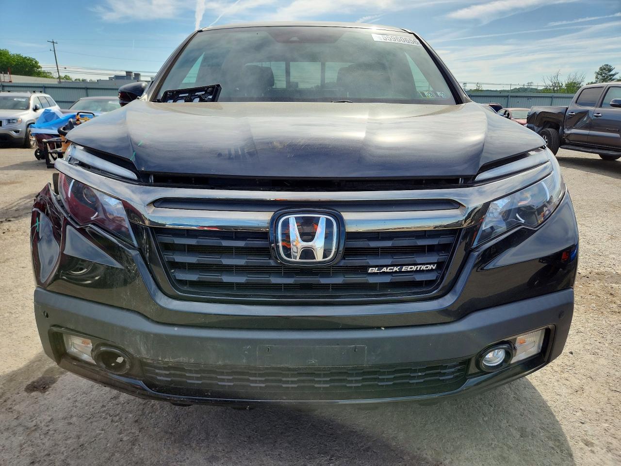 2019 Honda Ridgeline Black Edition Black vin: 5FPYK3F86KB007011