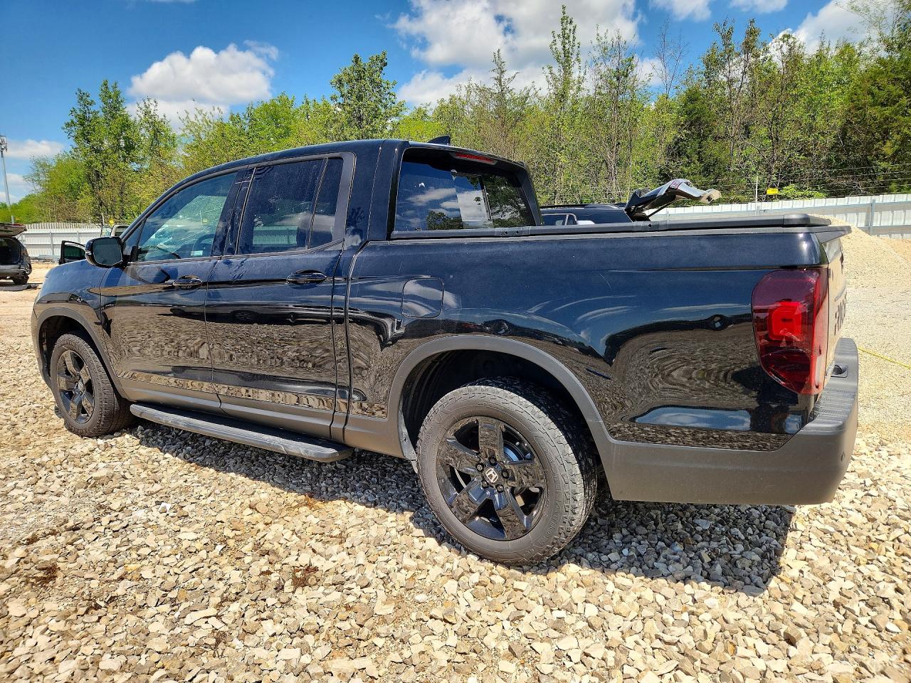 2025 Honda Ridgeline Black Edition Black vin: 5FPYK3F87SB031091