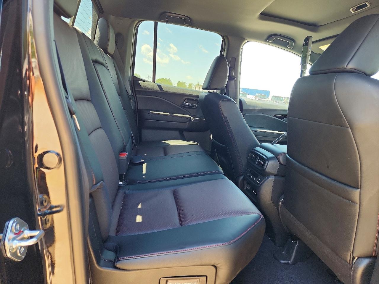 2025 Honda Ridgeline Black Edition Black vin: 5FPYK3F87SB031091