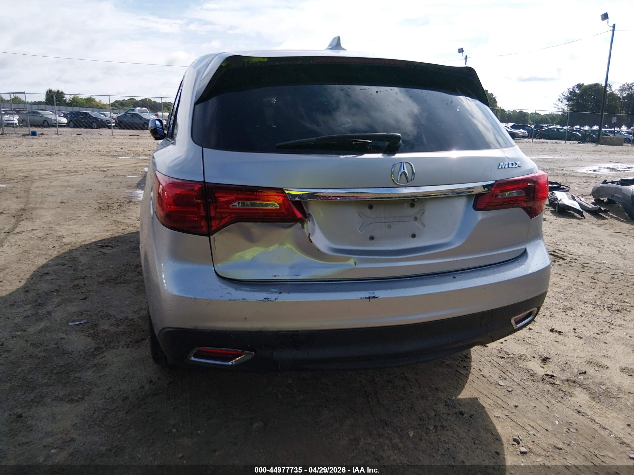 2014 Acura Mdx   Silver vin: 5FRYD3H24EB015509