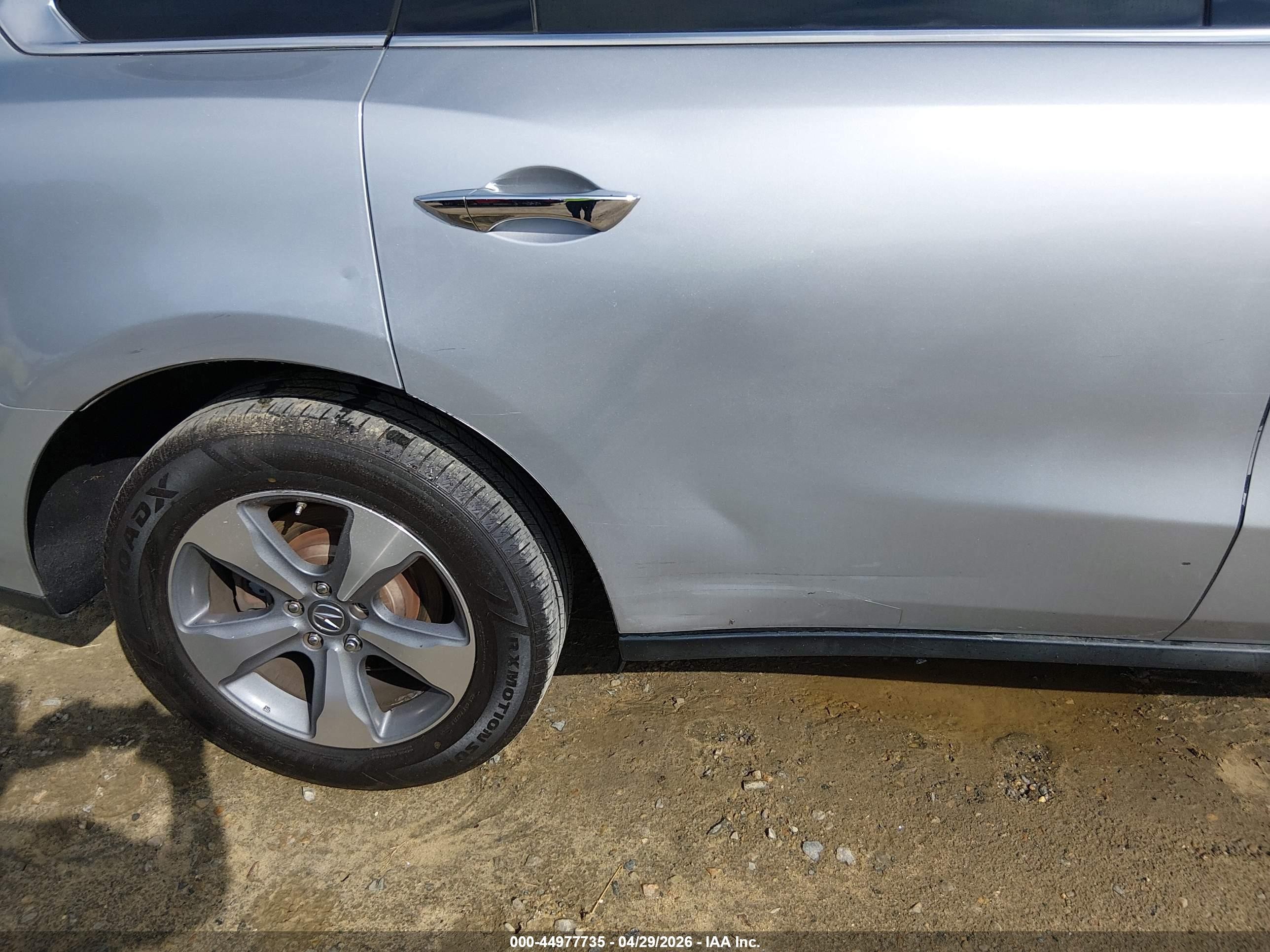 2014 Acura Mdx   Silver vin: 5FRYD3H24EB015509