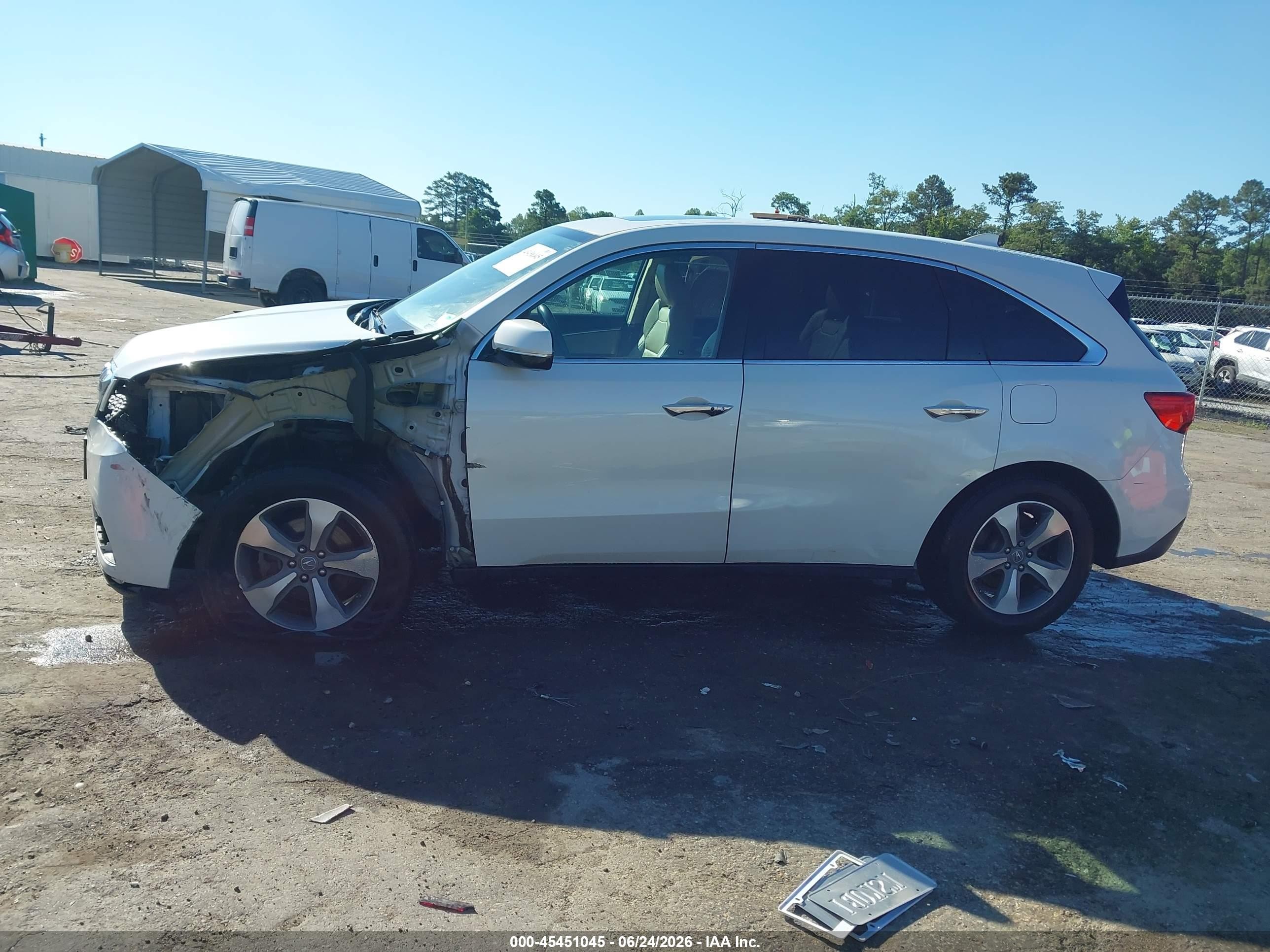 2014 Acura Mdx   White vin: 5FRYD3H28EB006778