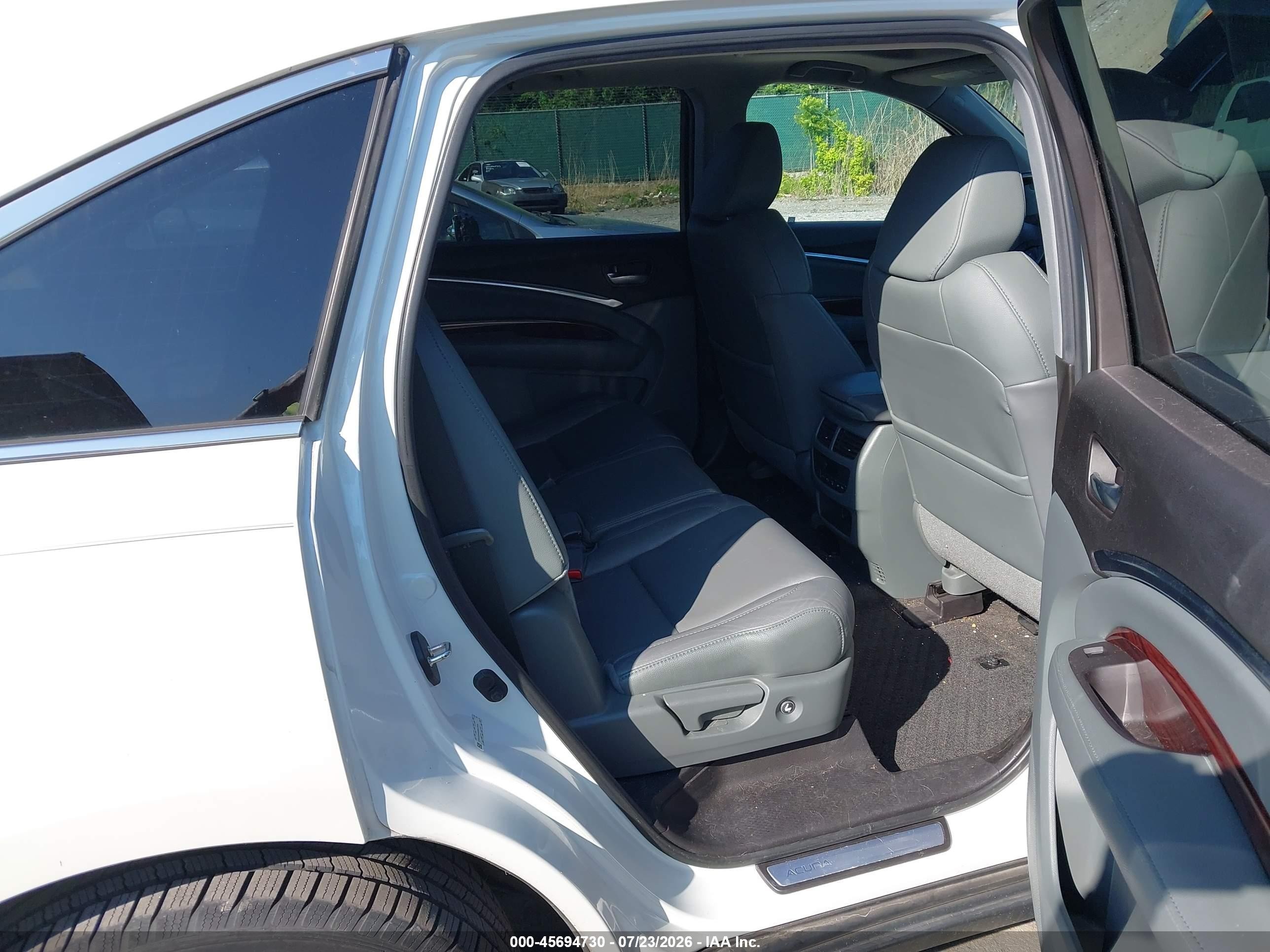 2014 Acura Mdx Technology Package White vin: 5FRYD3H46EB012404