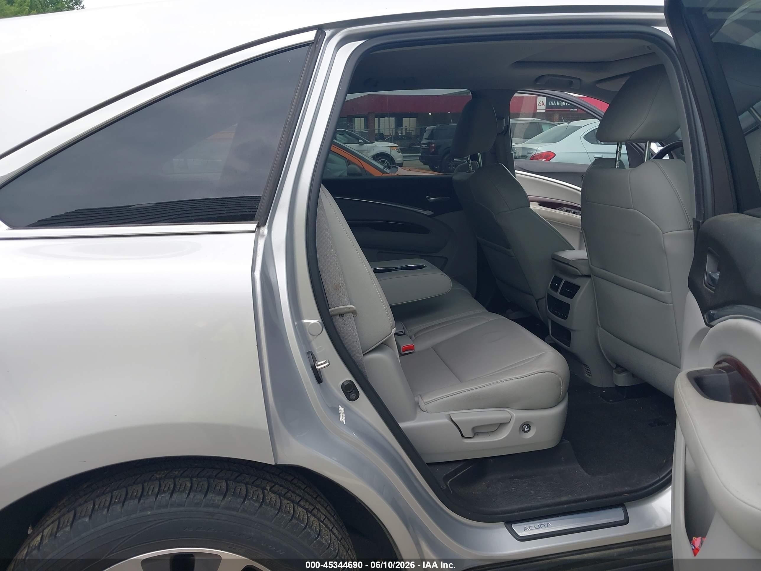 2015 Acura Mdx Technology Package Серебряный vin: 5FRYD3H47FB006922