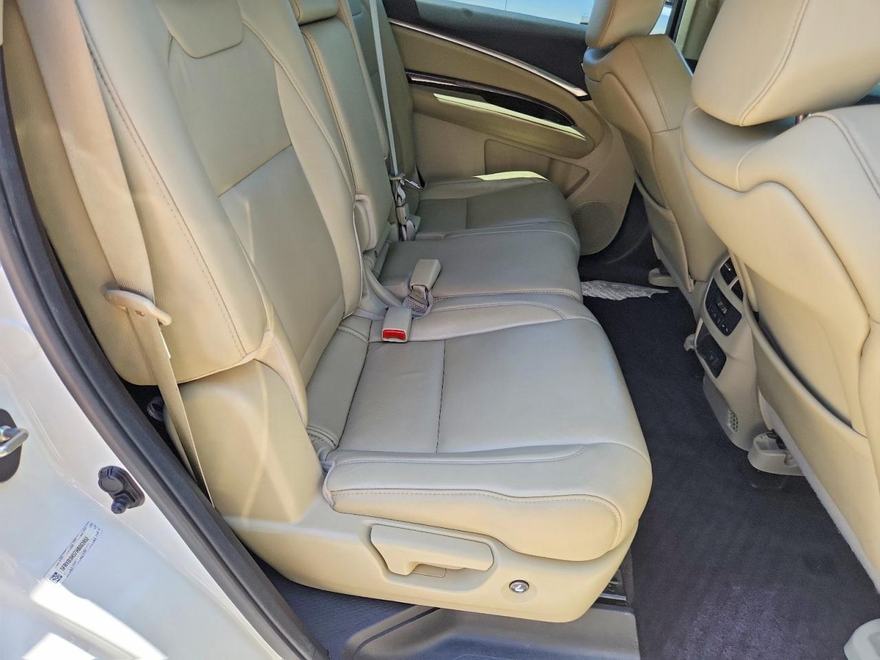 2017 Acura Mdx Technology White vin: 5FRYD3H57HB003952