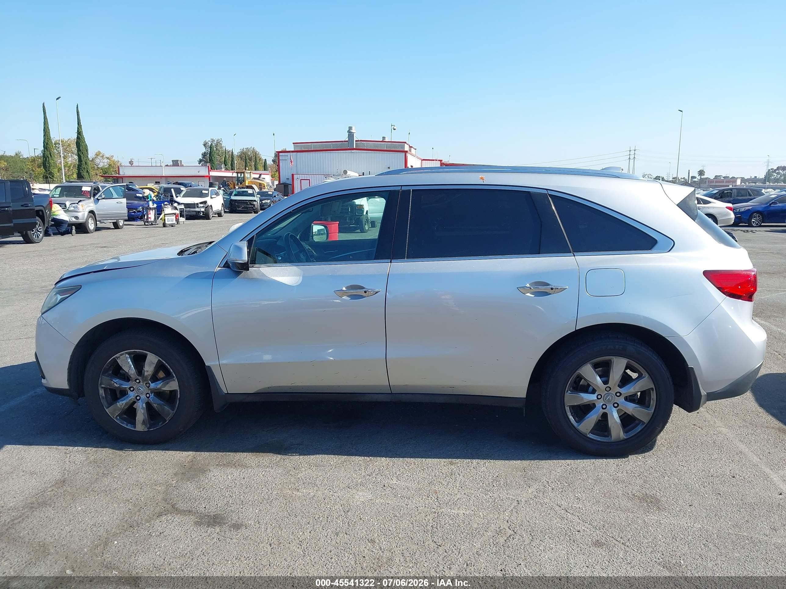 2014 Acura Mdx Advance Pkg W/entertainment Pkg Silver vin: 5FRYD3H83EB006093