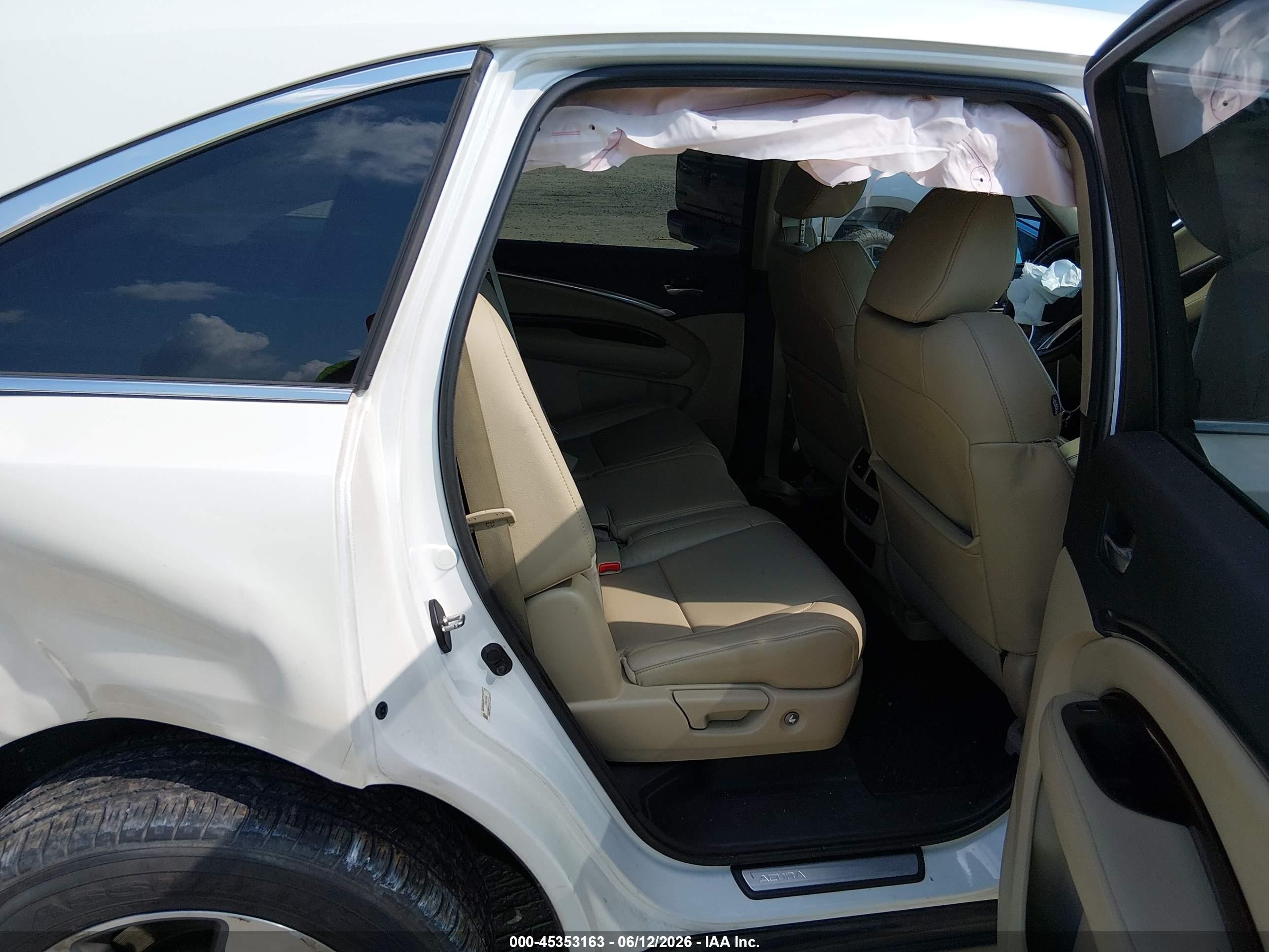 2014 Acura Mdx   White vin: 5FRYD4H20EB014699