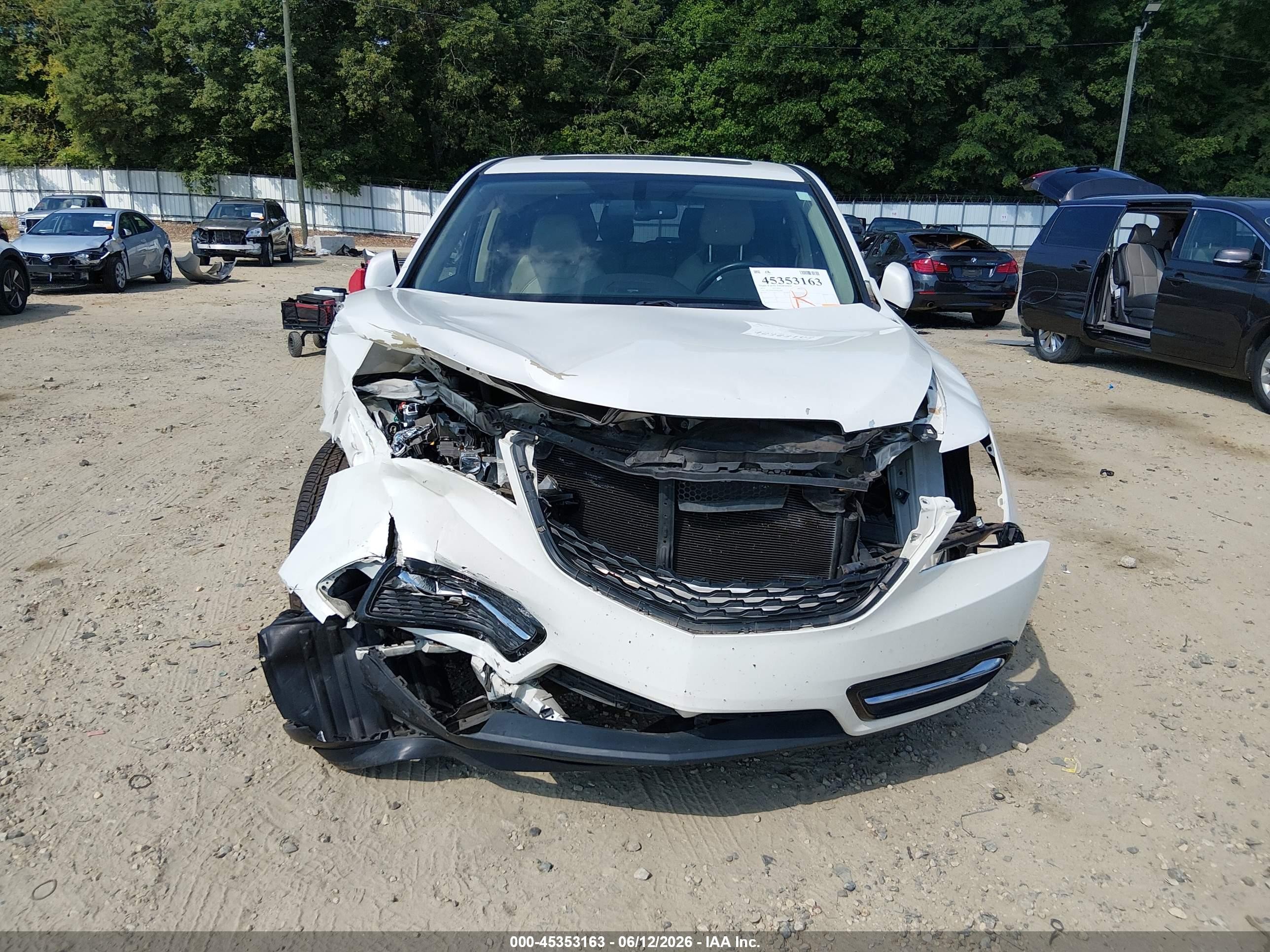 2014 Acura Mdx   White vin: 5FRYD4H20EB014699