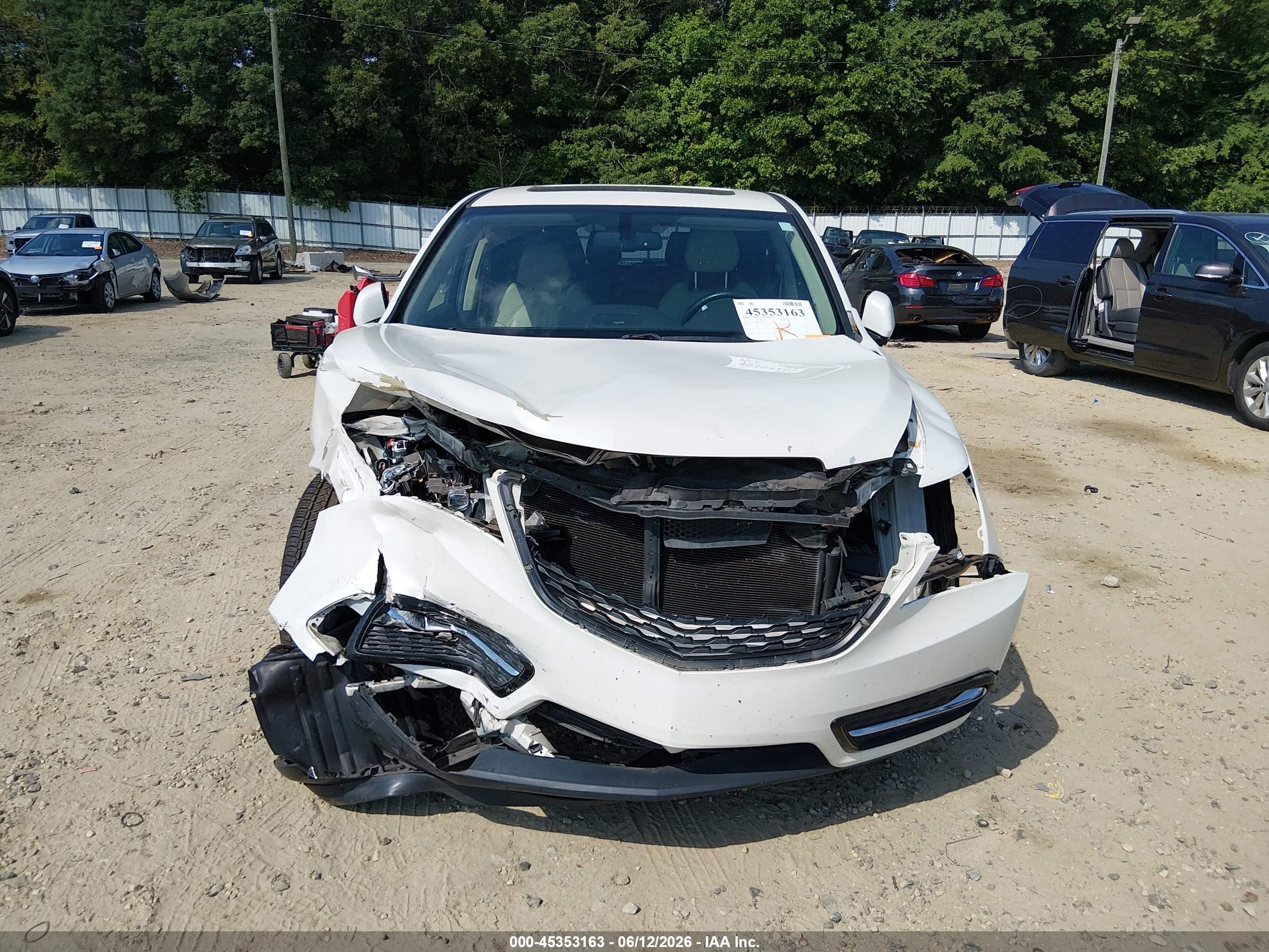2014 Acura Mdx   White vin: 5FRYD4H20EB014699