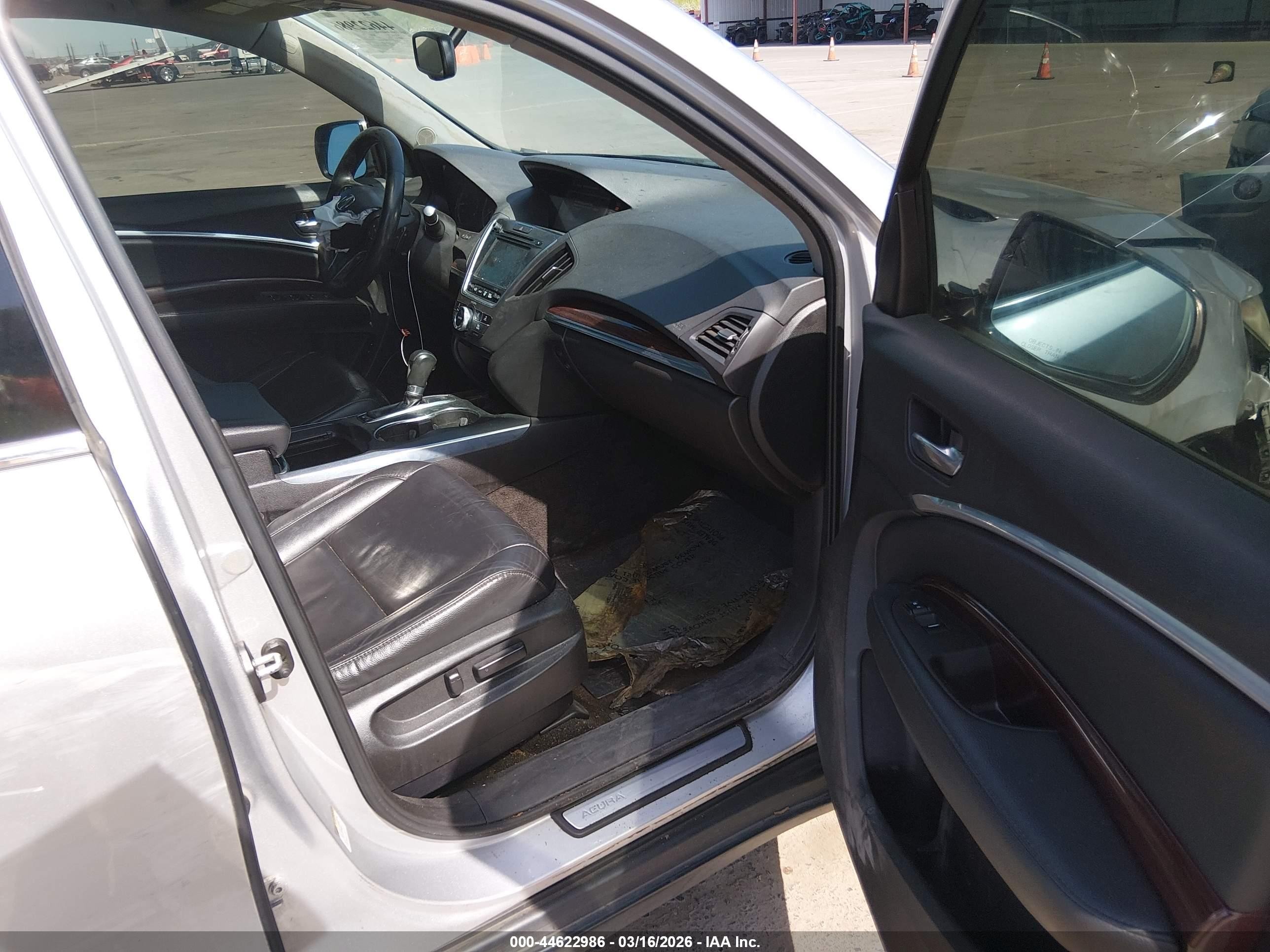 2015 Acura Mdx   Серебряный vin: 5FRYD4H23FB010888