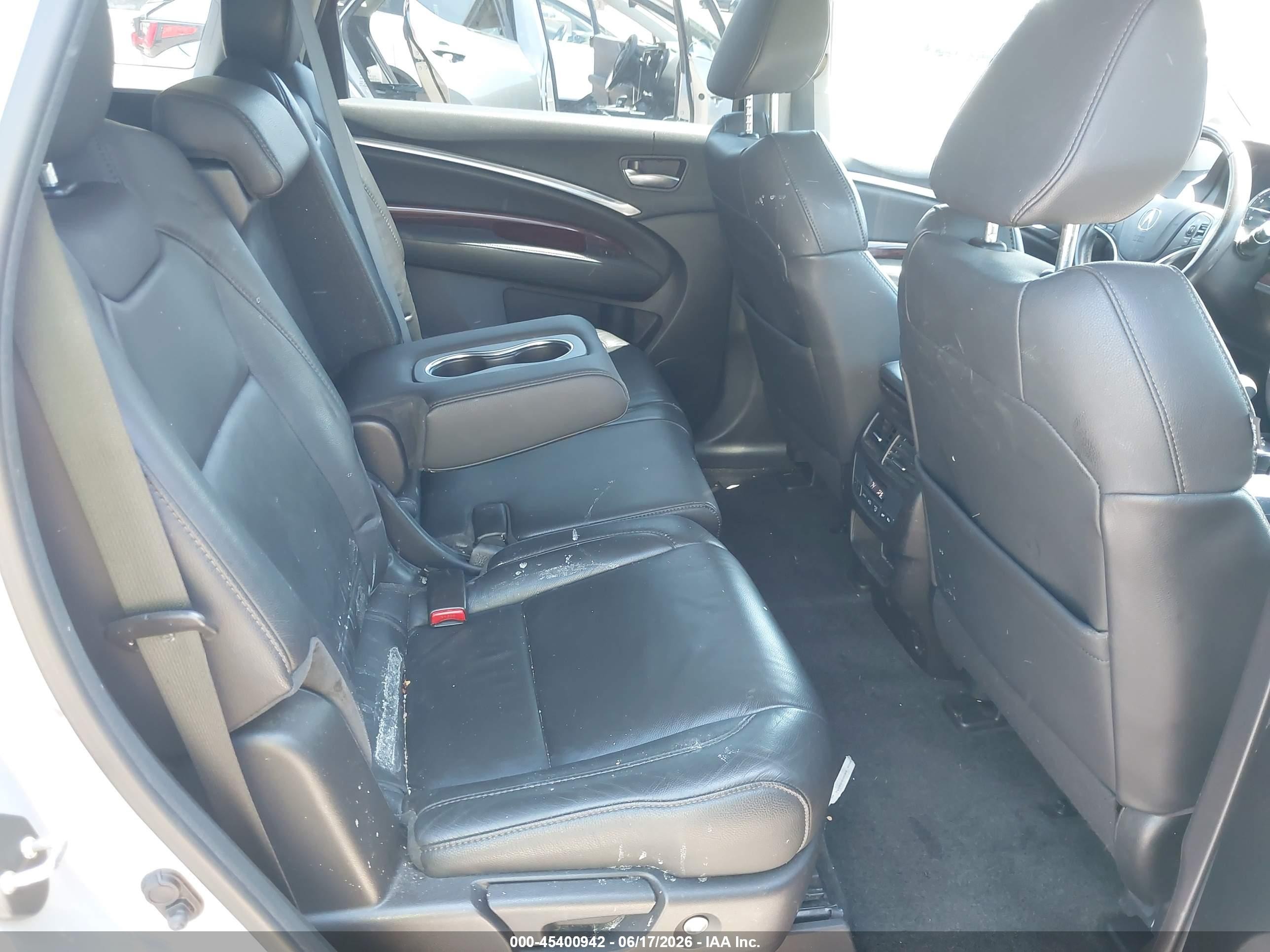 2014 Acura Mdx   Silver vin: 5FRYD4H24EB031215