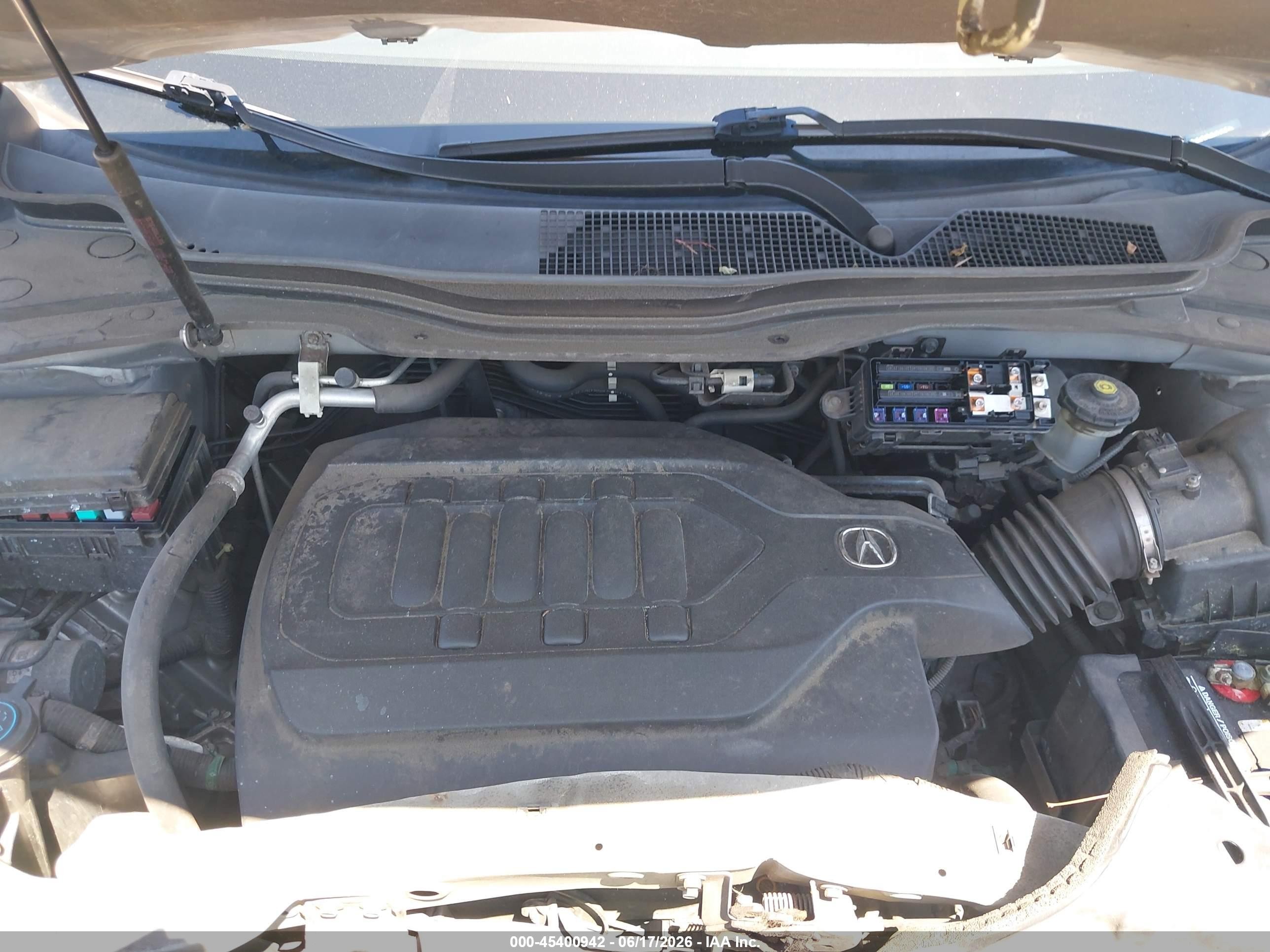 2014 Acura Mdx   Silver vin: 5FRYD4H24EB031215