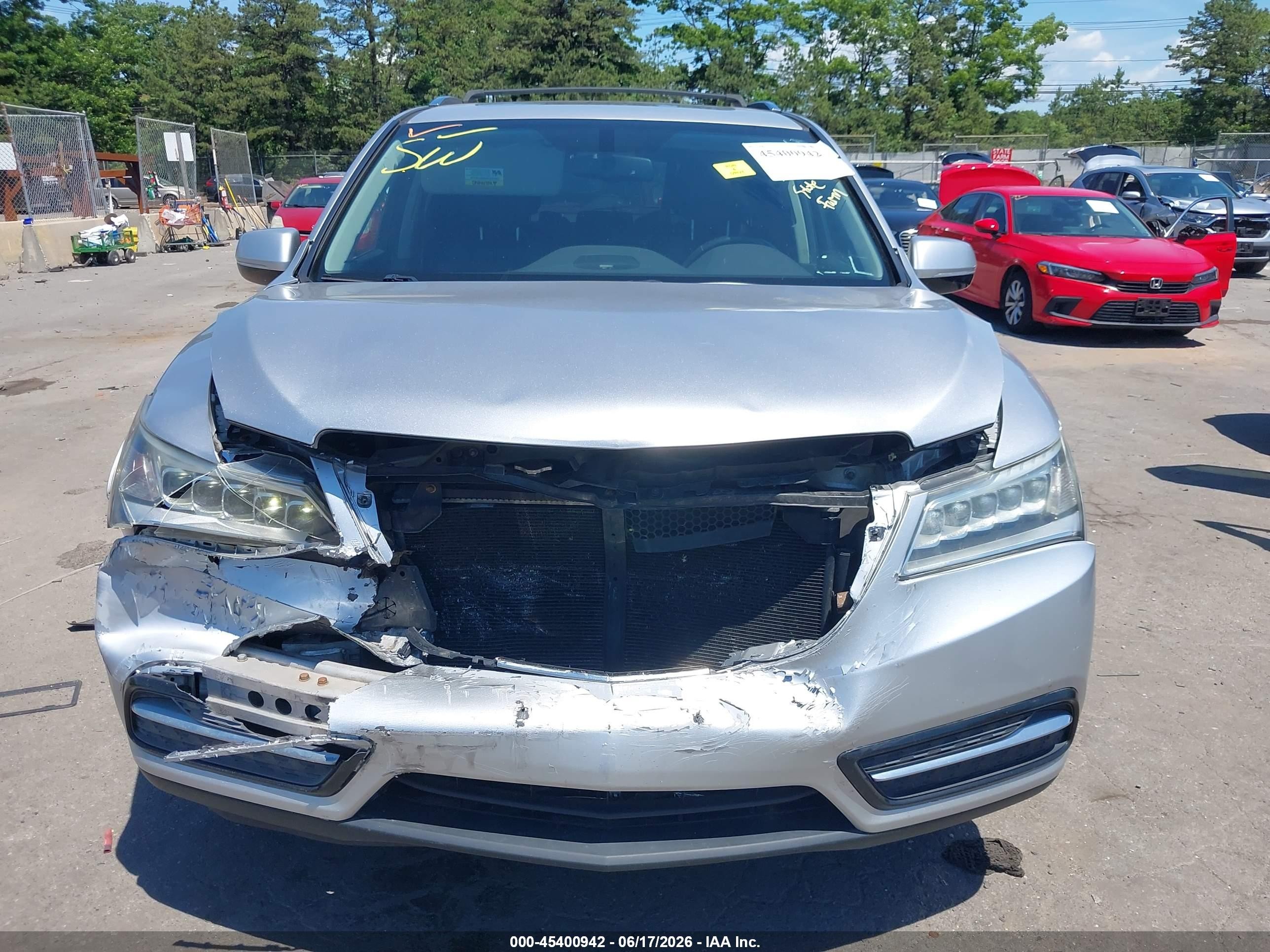 2014 Acura Mdx   Silver vin: 5FRYD4H24EB031215