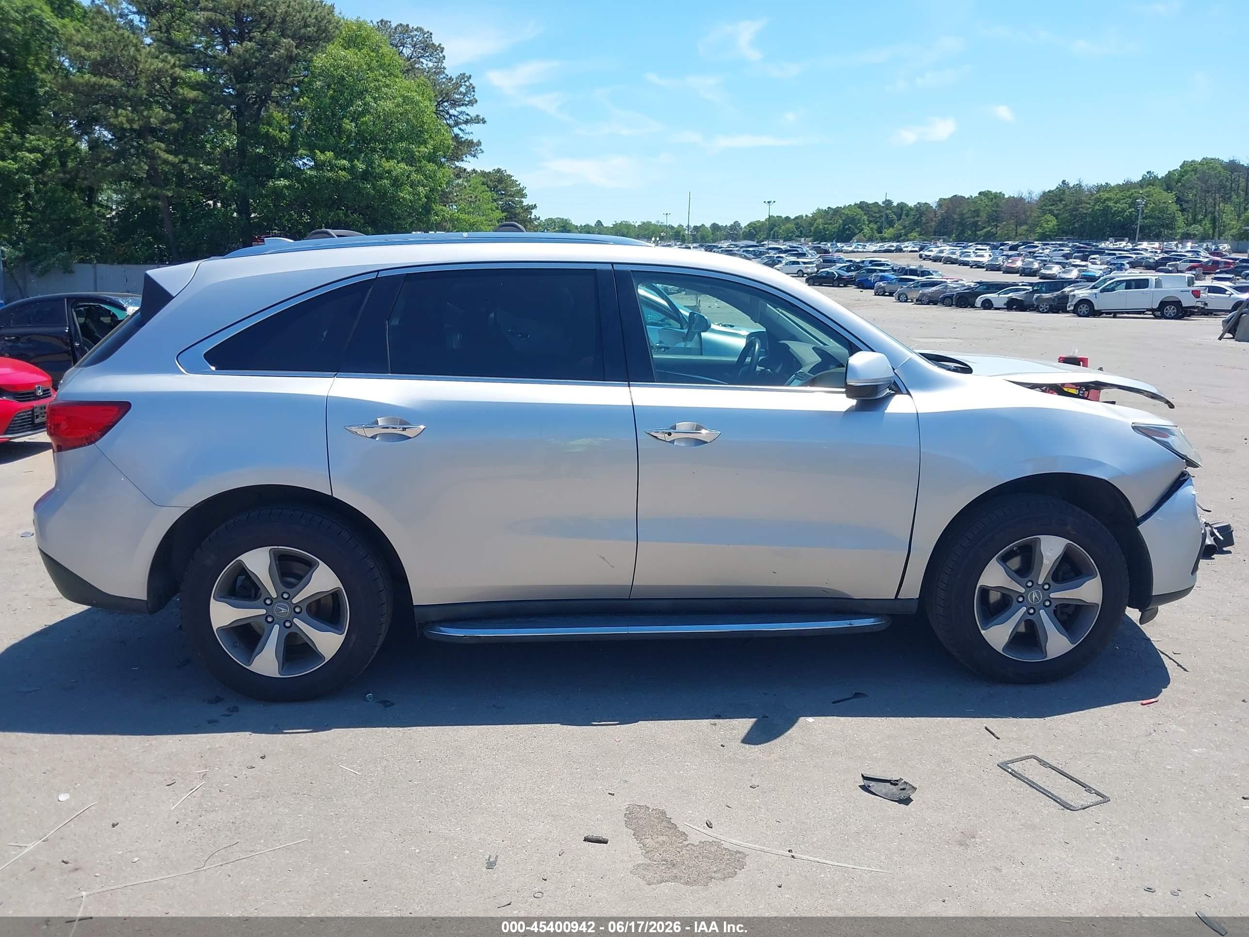 2014 Acura Mdx   Silver vin: 5FRYD4H24EB031215