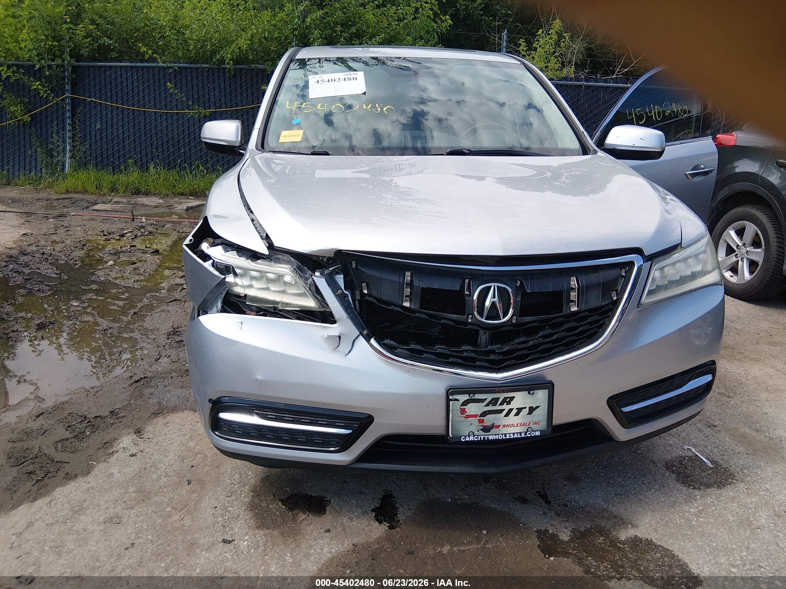 2014 Acura Mdx Silver vin: 5FRYD4H27EB031211