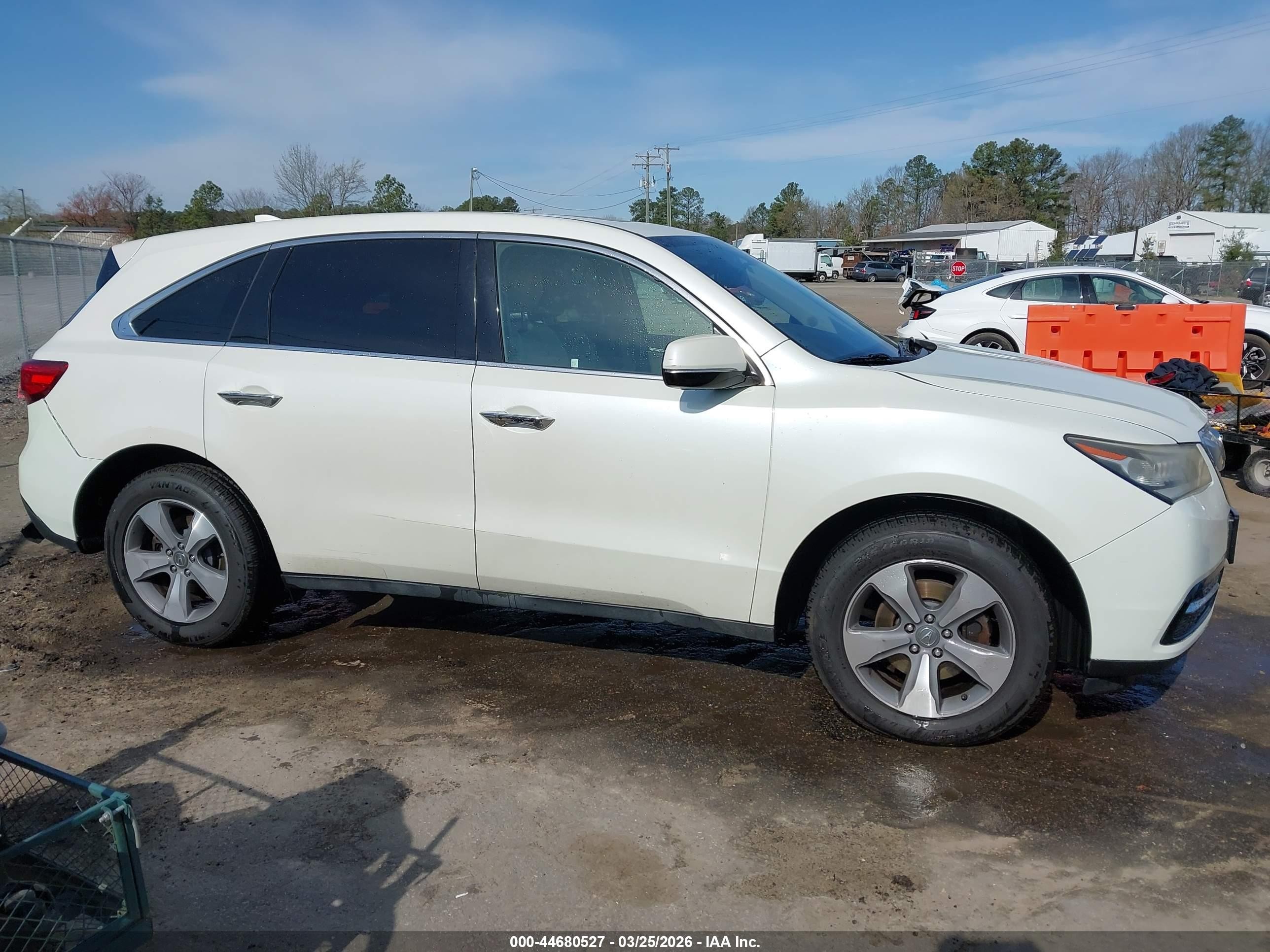 2015 Acura Mdx   White vin: 5FRYD4H28FB011356