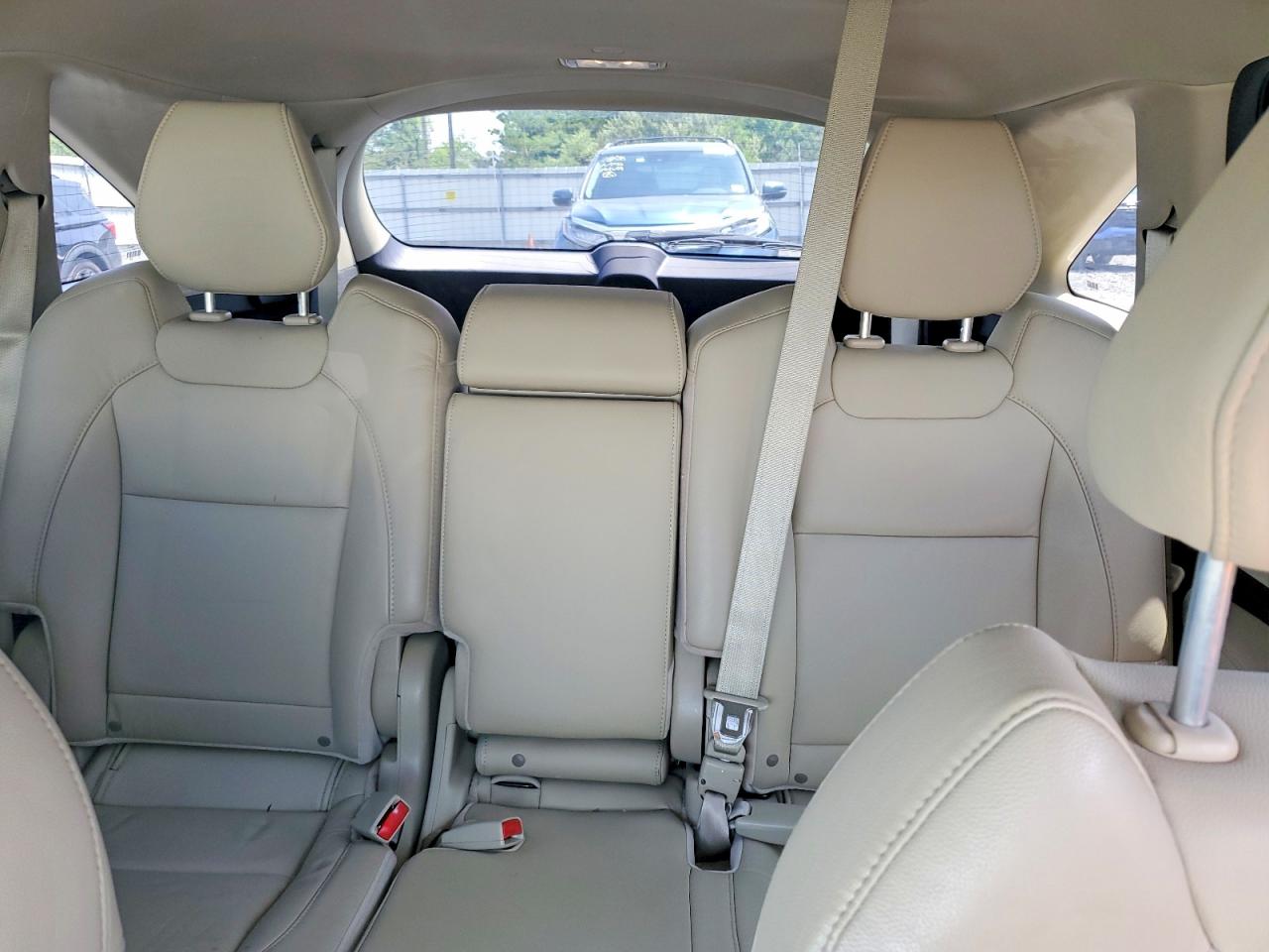 2015 Acura Mdx White vin: 5FRYD4H2XFB018714