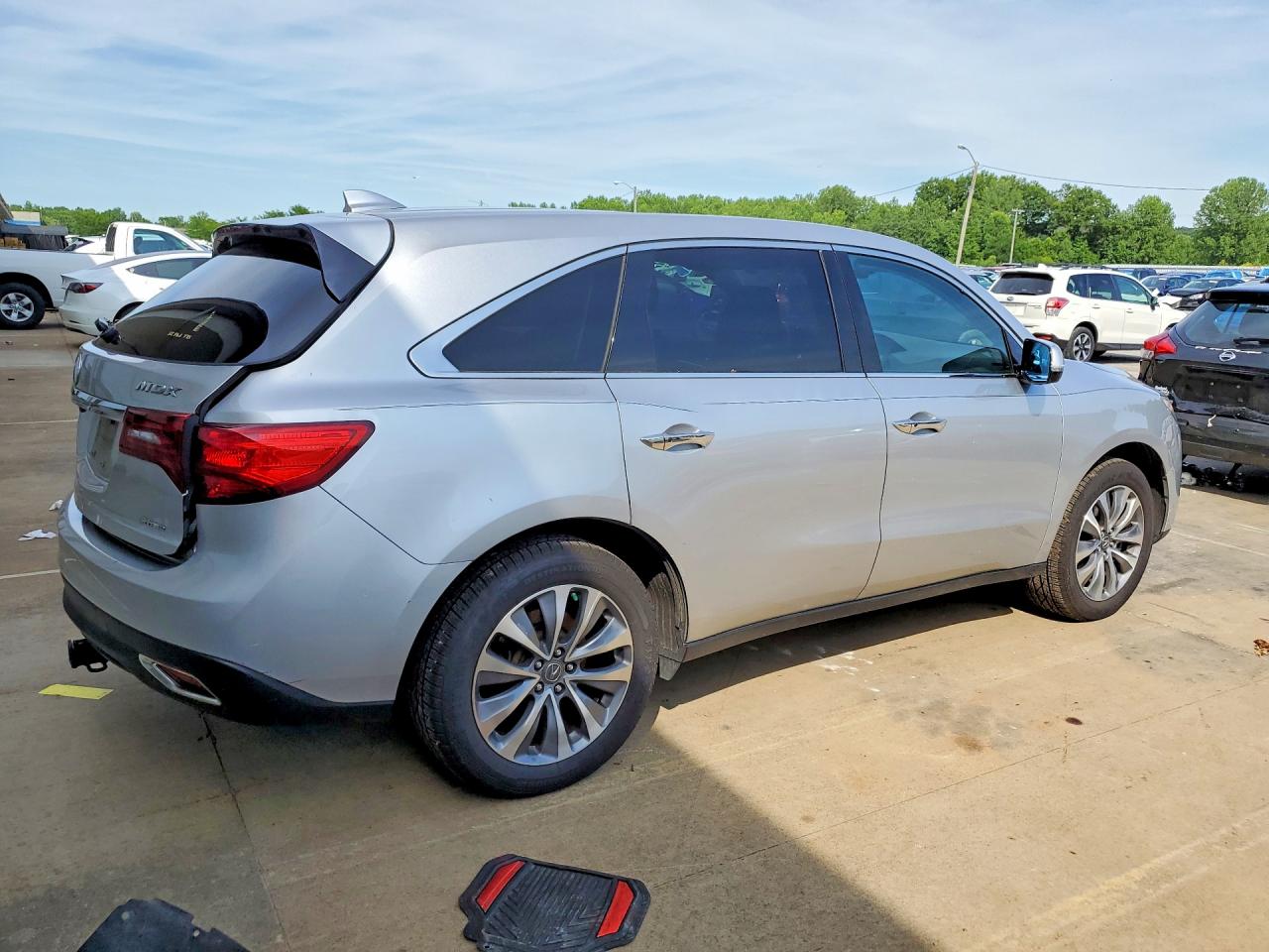 2015 Acura Mdx Technology Silver vin: 5FRYD4H41FB031689