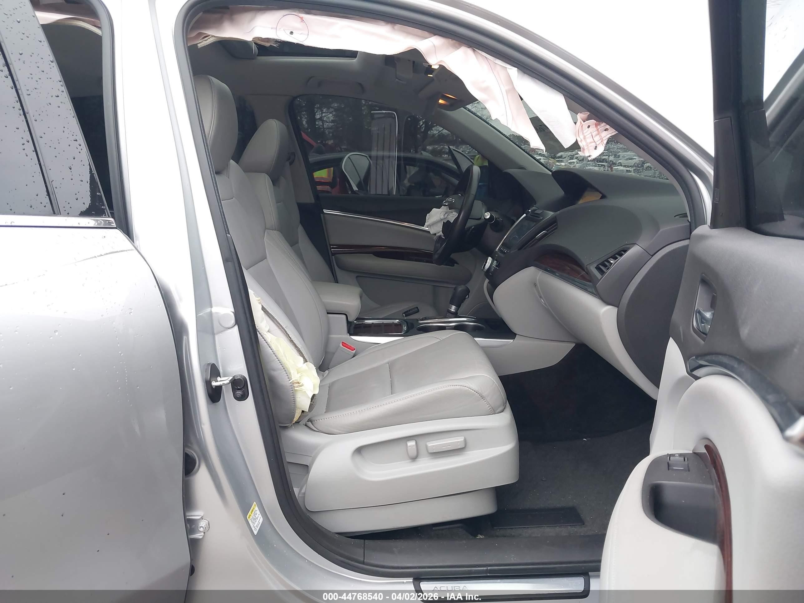 2014 Acura Mdx Technology Package Silver vin: 5FRYD4H42EB023082