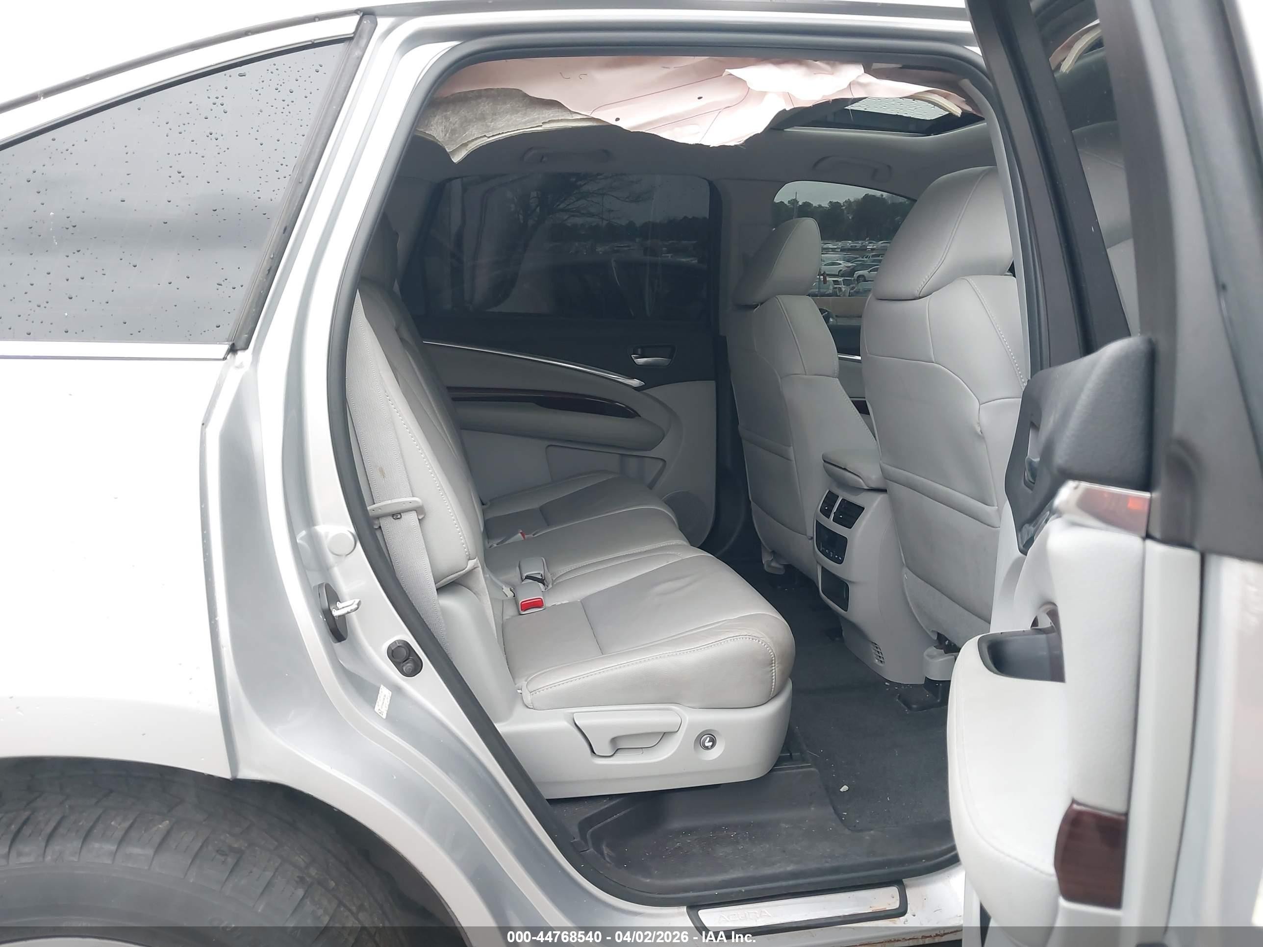 2014 Acura Mdx Technology Package Silver vin: 5FRYD4H42EB023082
