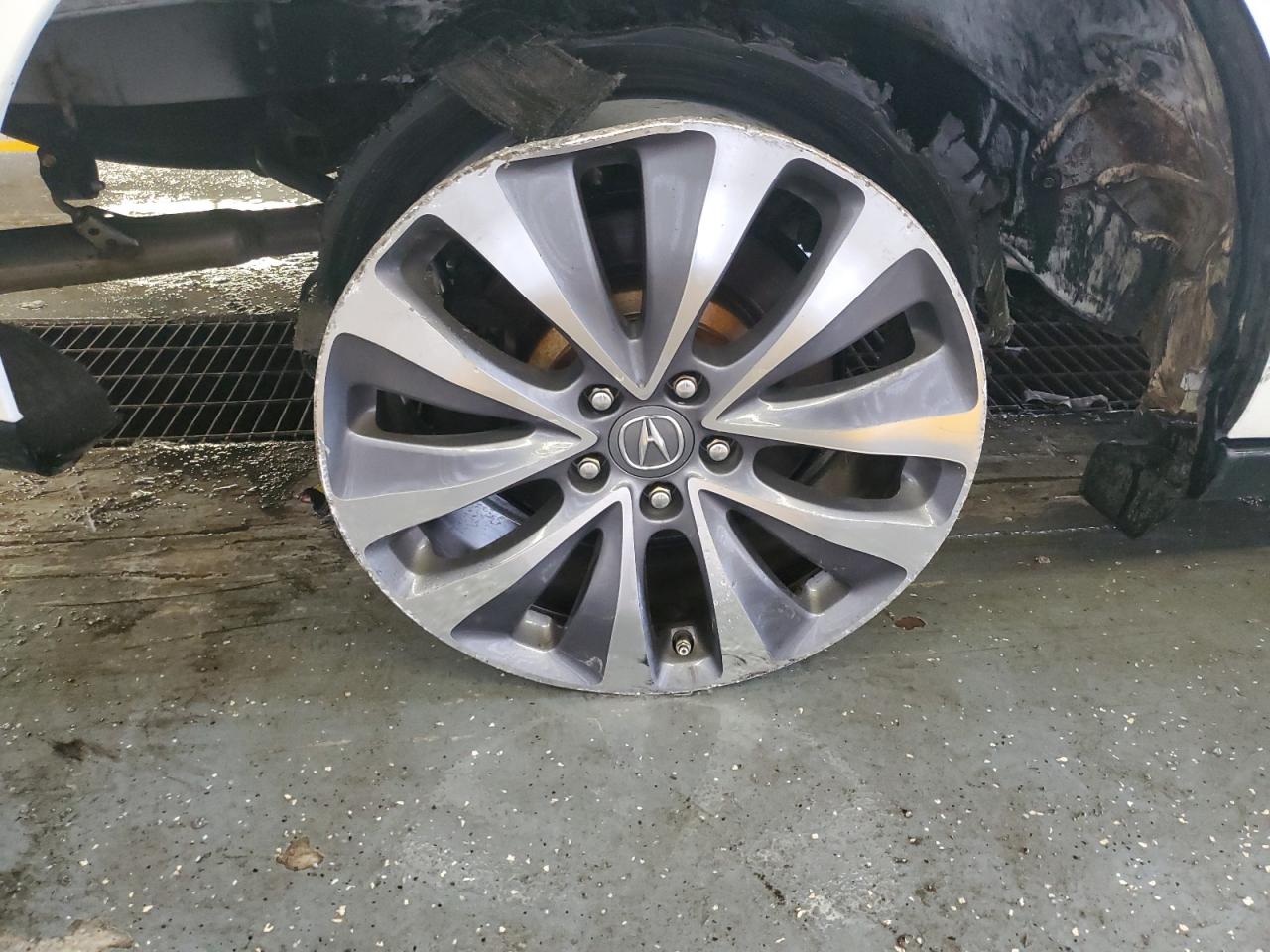 2014 Acura Mdx Technology White vin: 5FRYD4H44EB019096 Damage: Right Rear Wheel, Bent, Replacement Required