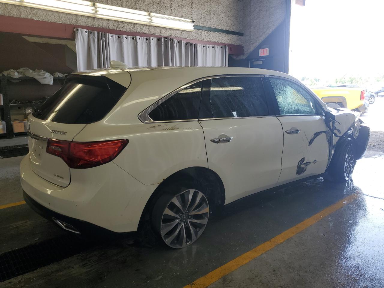 2014 Acura Mdx Technology White vin: 5FRYD4H44EB019096 Damage: Right Rear Wheel, Curb Rash, > 12 Inches