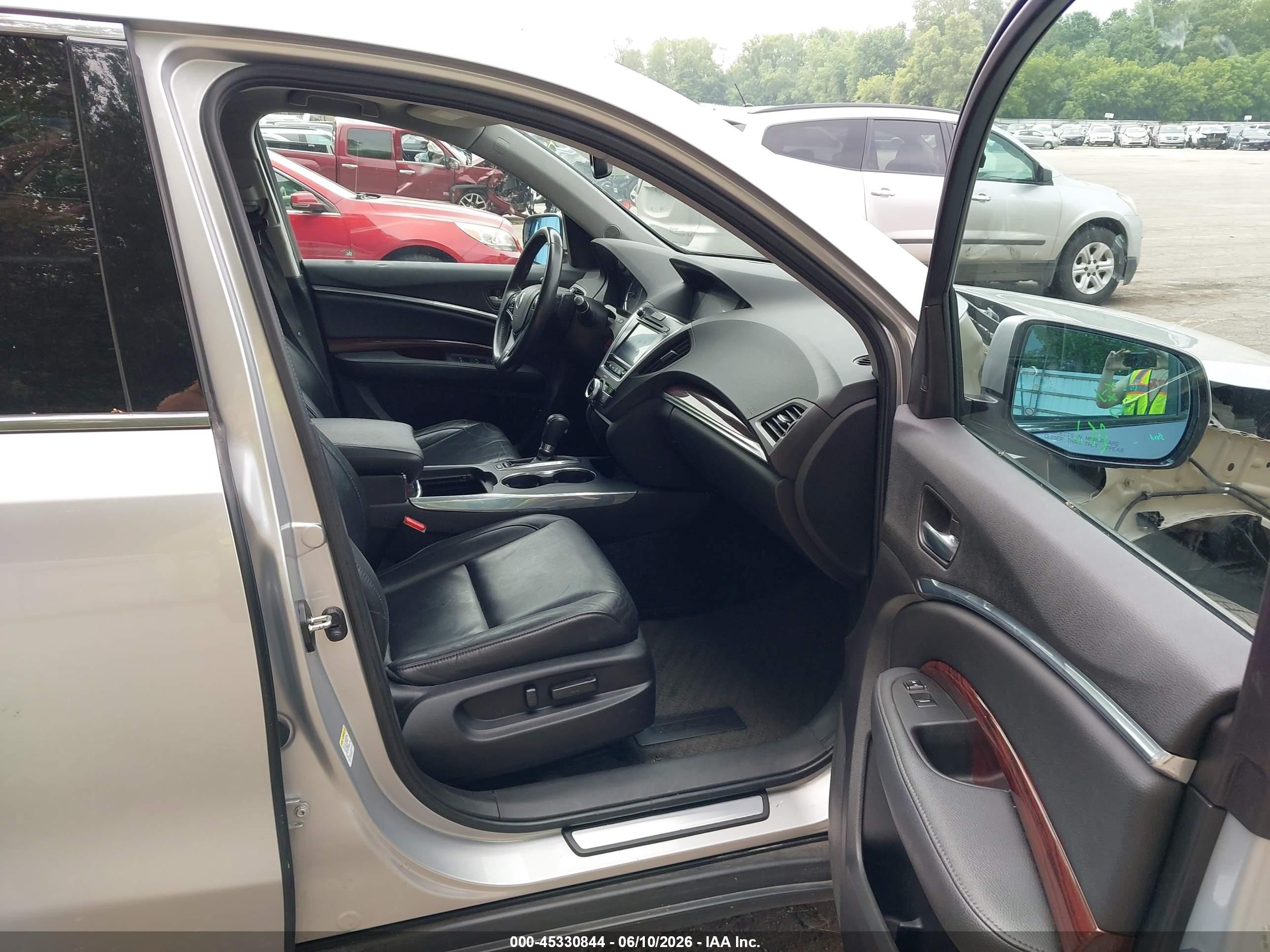 2015 Acura Mdx Technology Package Silver vin: 5FRYD4H48FB009656