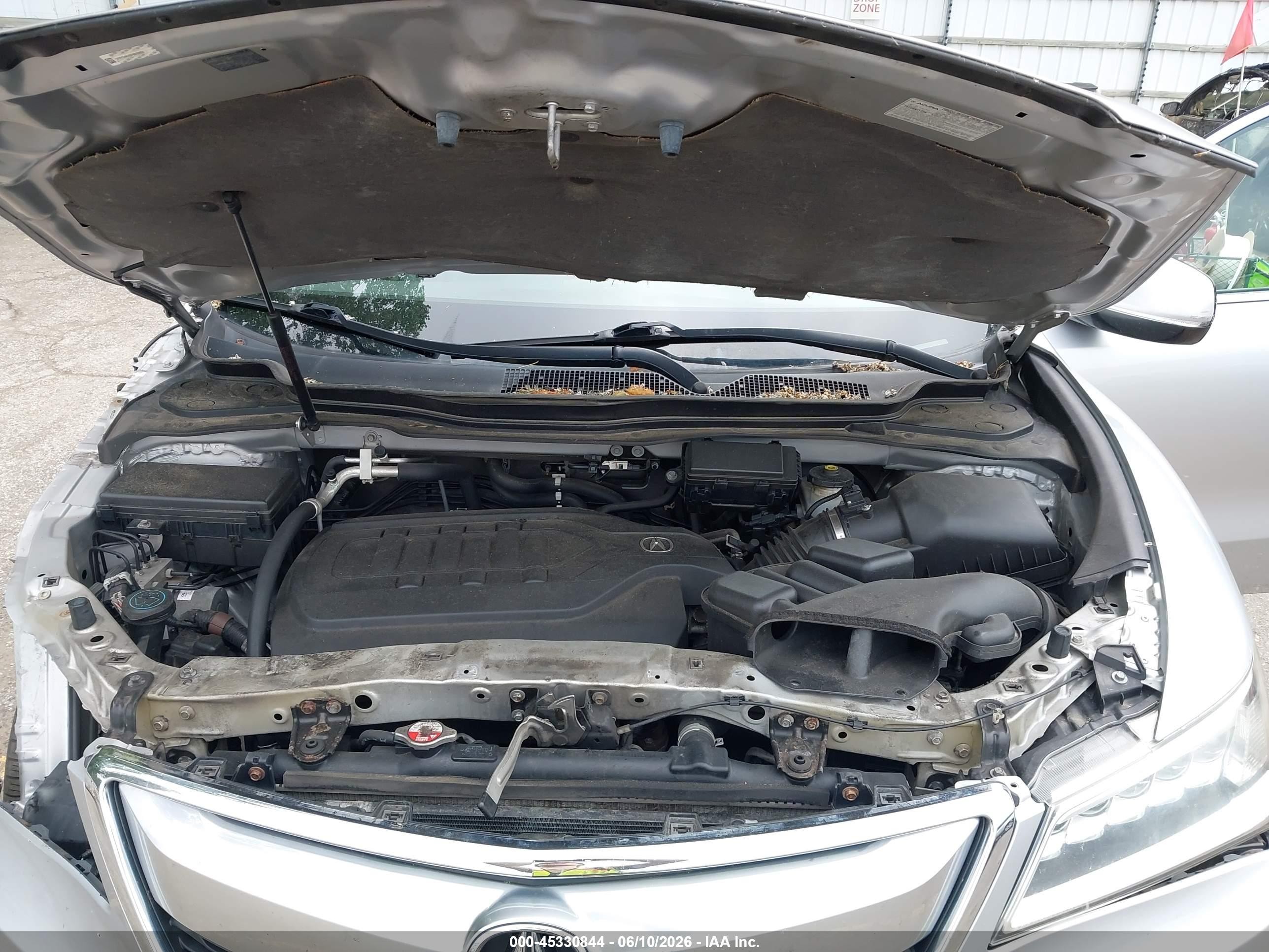 2015 Acura Mdx Technology Package Silver vin: 5FRYD4H48FB009656