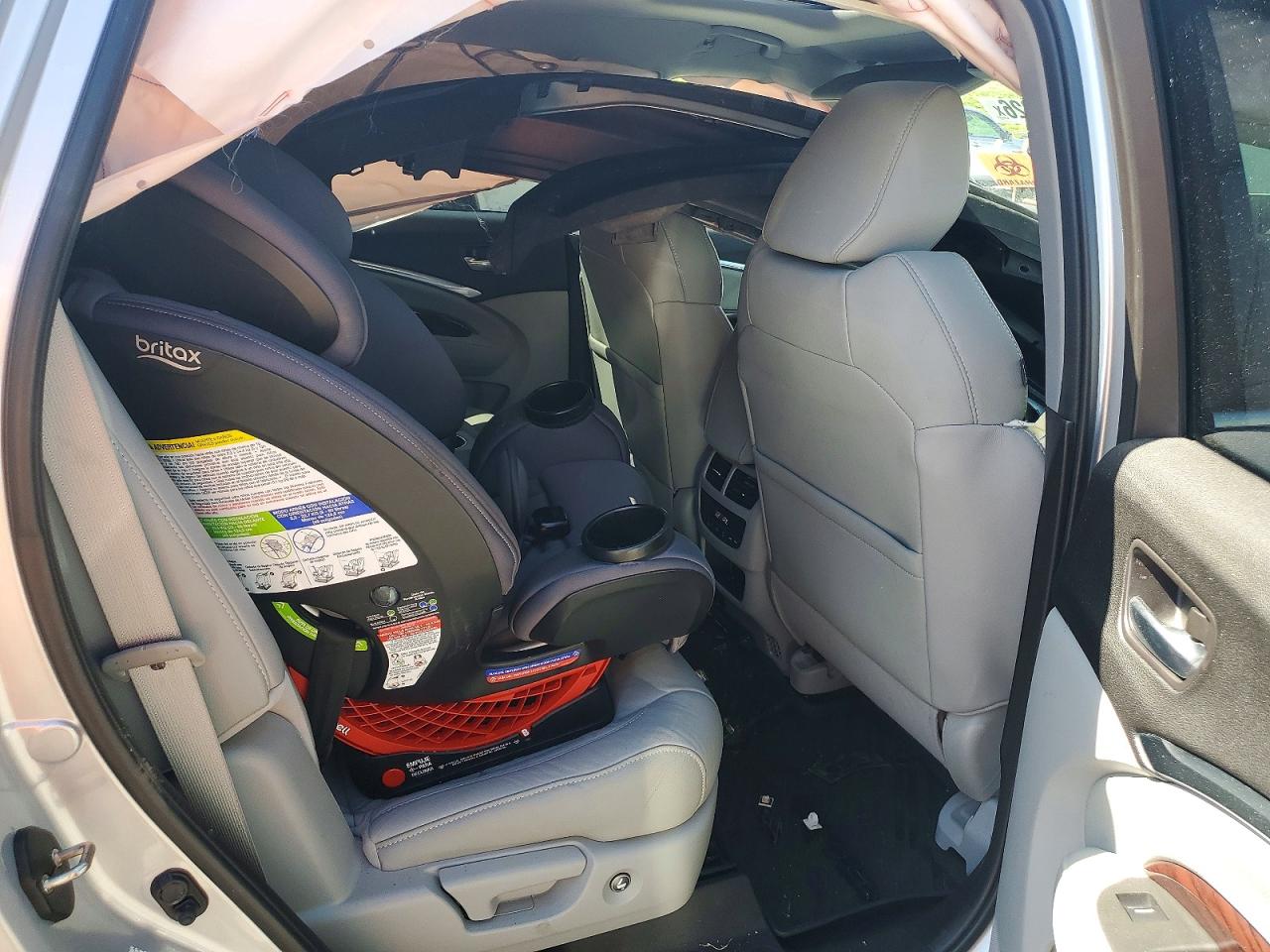 2015 Acura Mdx Technology Silver vin: 5FRYD4H4XFB025762