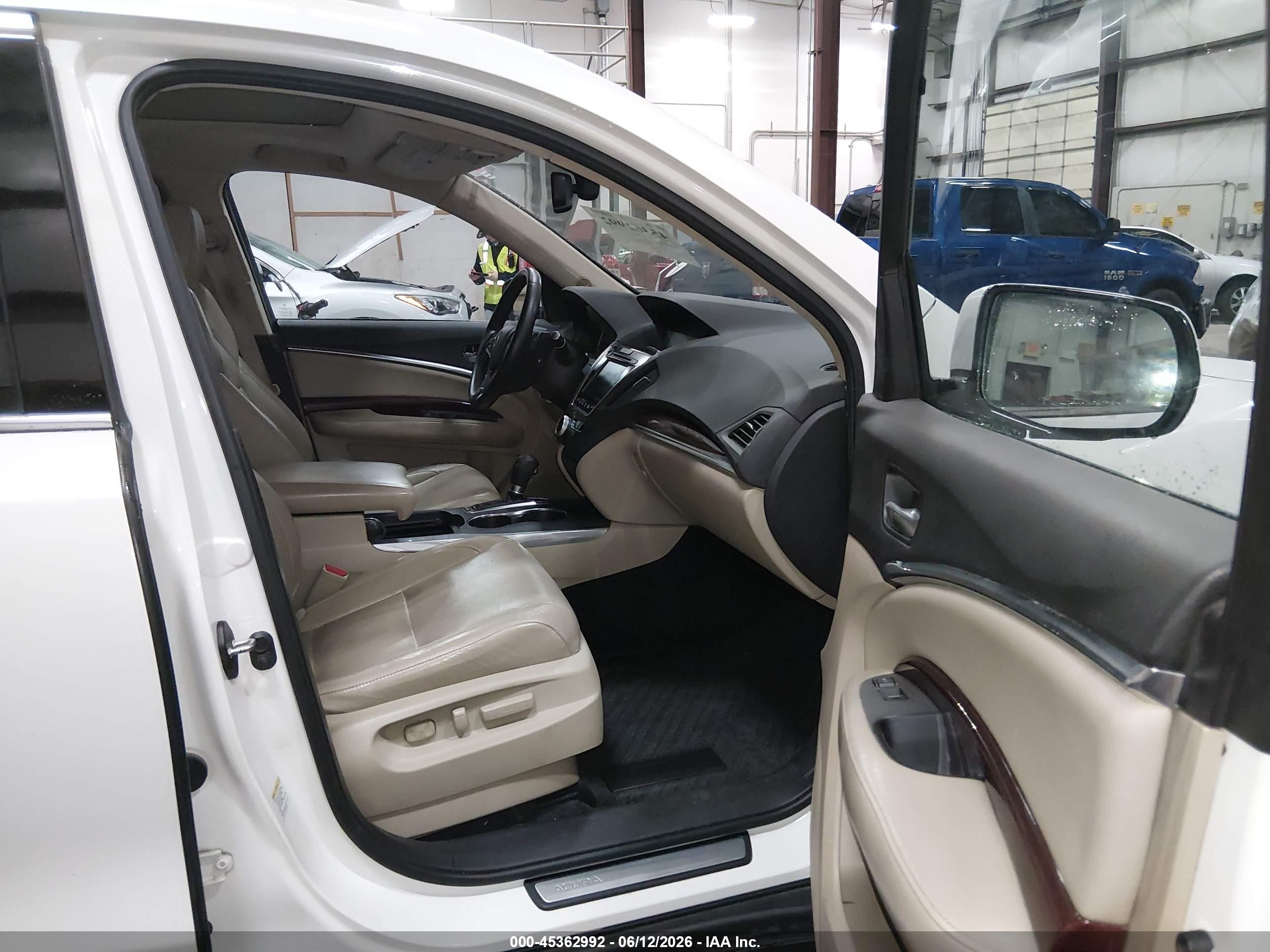 2015 Acura Mdx Advance Pkg W/entertainment Pkg White vin: 5FRYD4H87FB024006