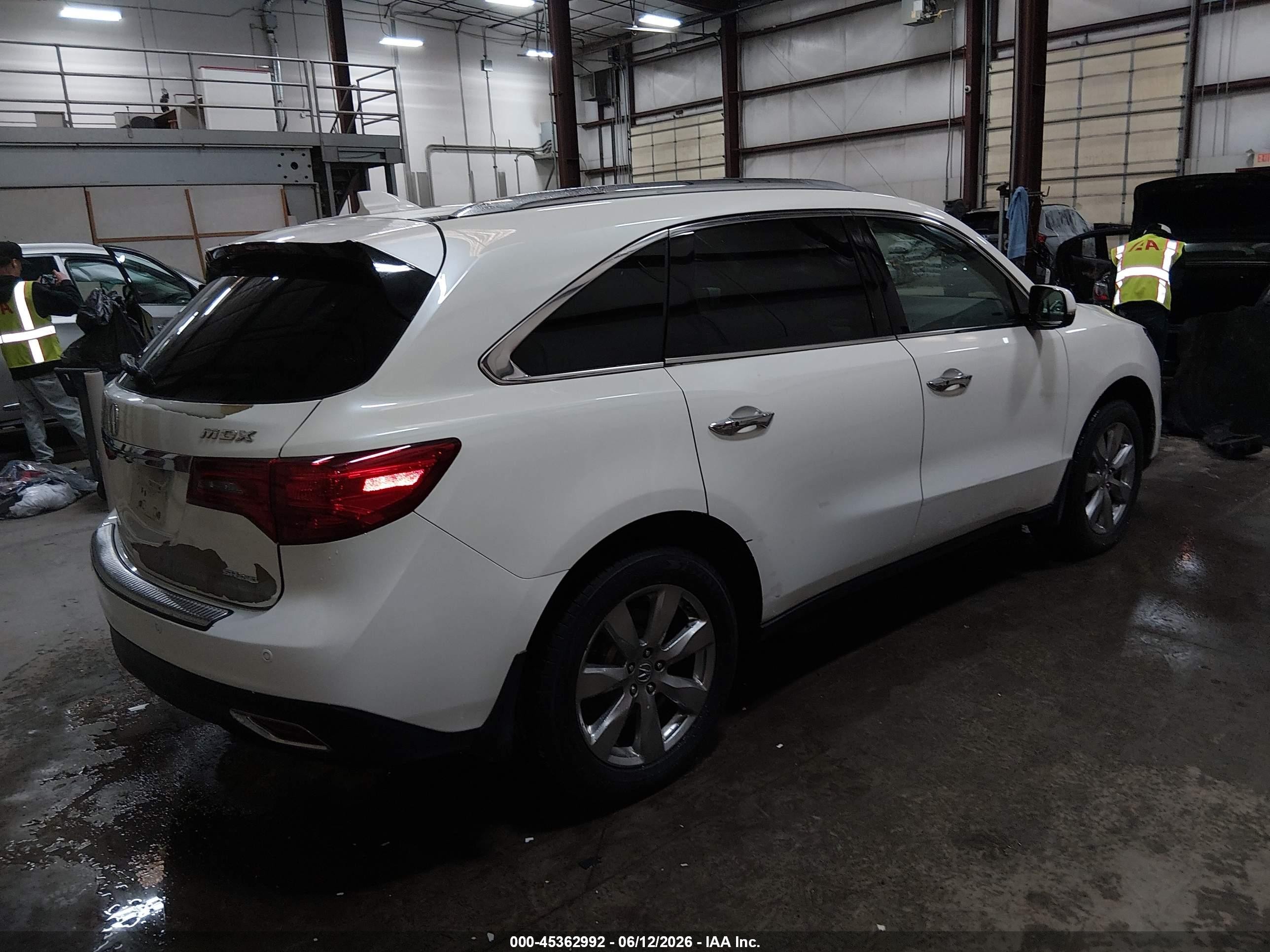 2015 Acura Mdx Advance Pkg W/entertainment Pkg White vin: 5FRYD4H87FB024006