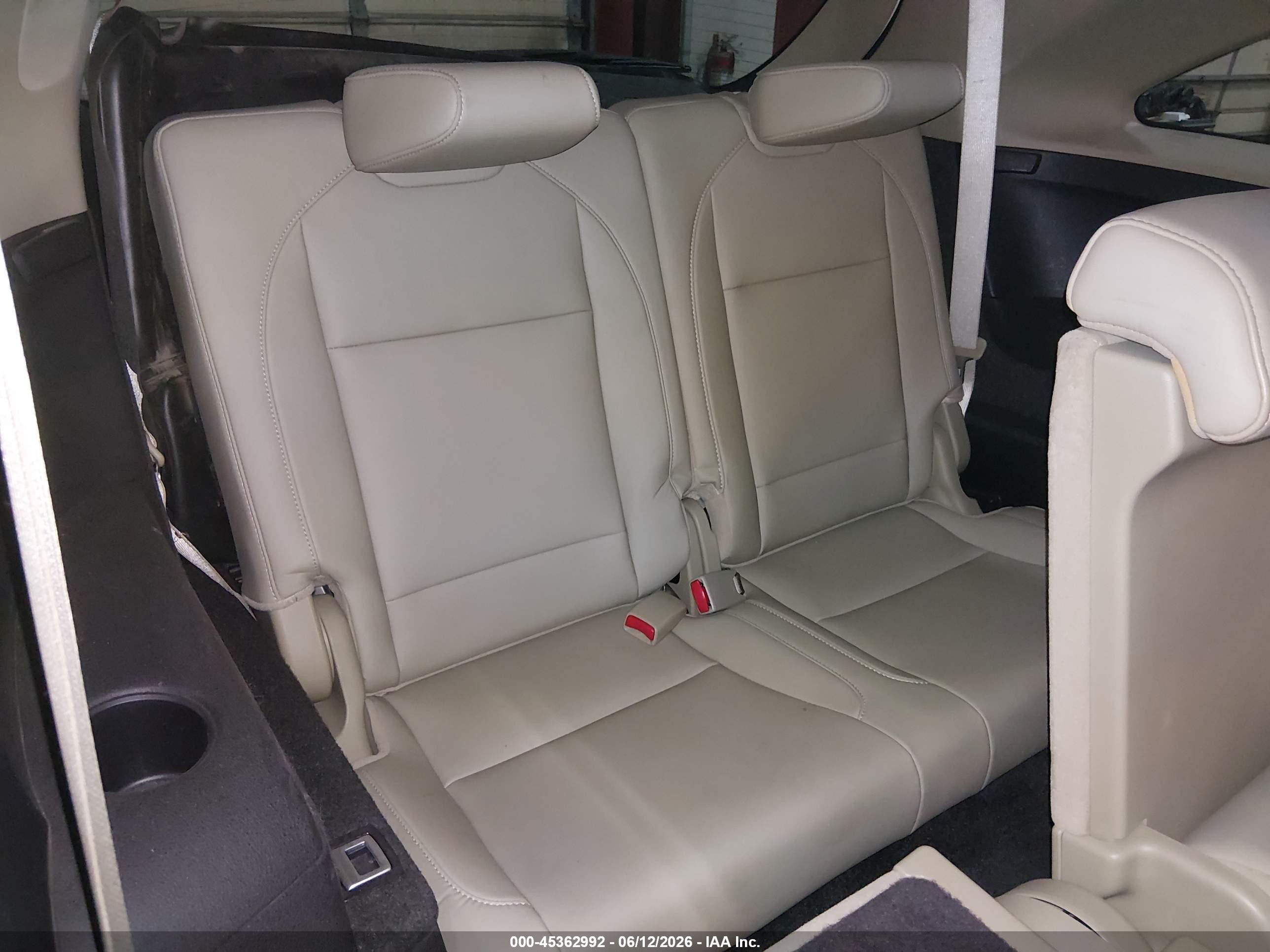 2015 Acura Mdx Advance Pkg W/entertainment Pkg White vin: 5FRYD4H87FB024006