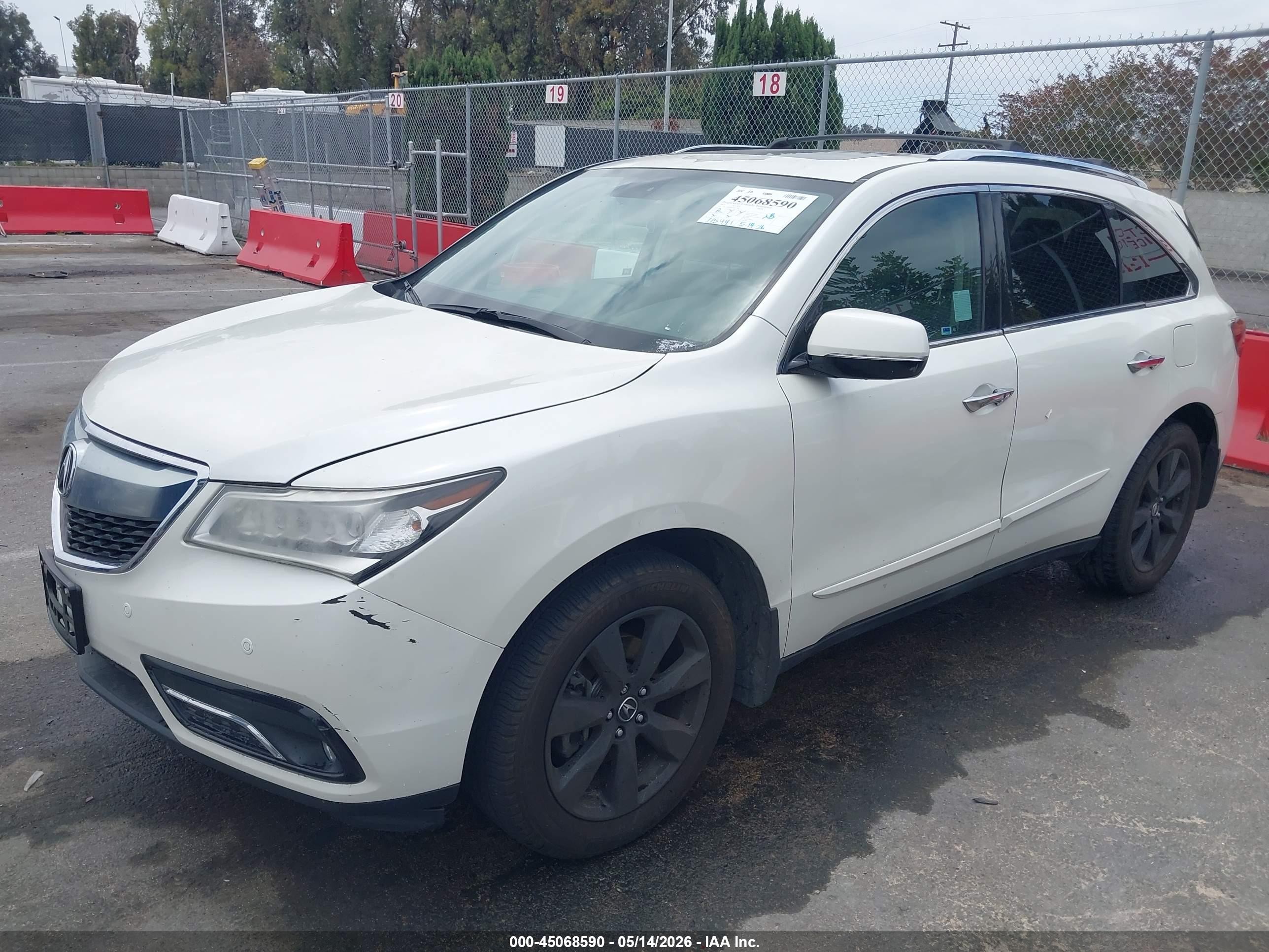 2015 Acura Mdx Advance Pkg W/entertainment Pkg White vin: 5FRYD4H89FB027408