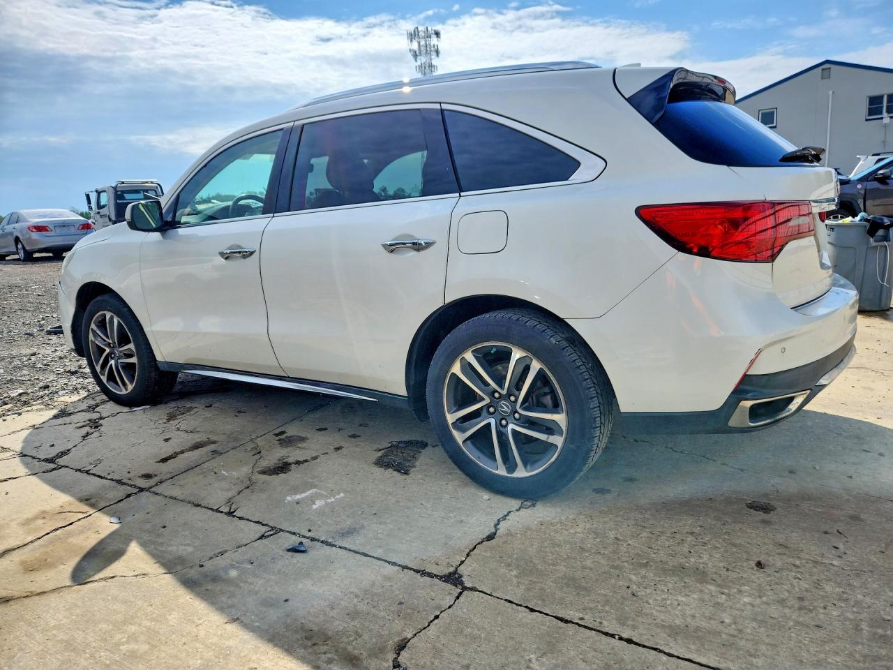 2017 Acura Mdx Advance Белый vin: 5FRYD4H9XHB005915