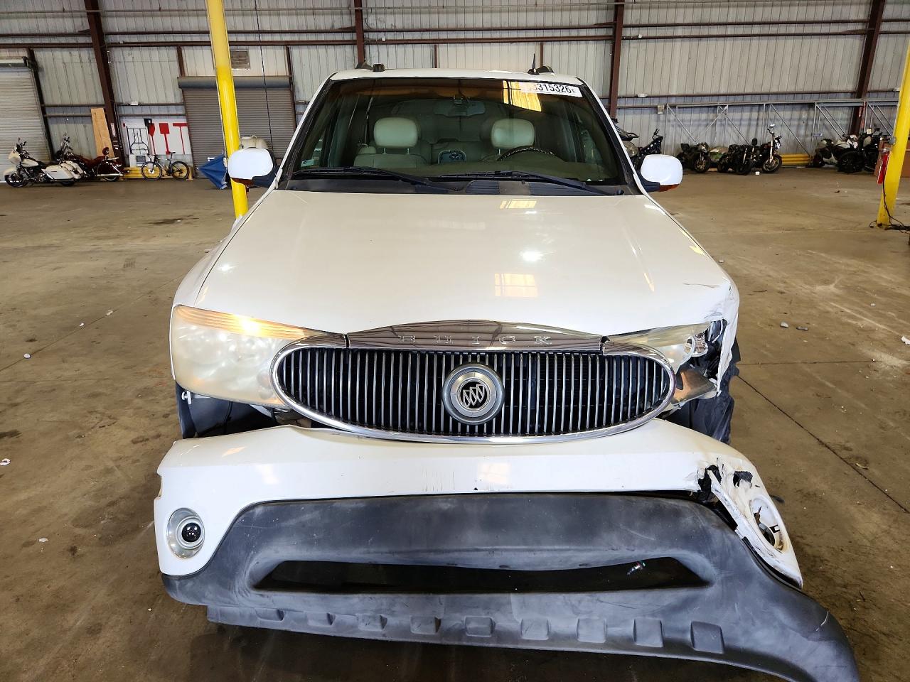 2005 Buick Rainier Cxl White vin: 5GADS13SX52151021
