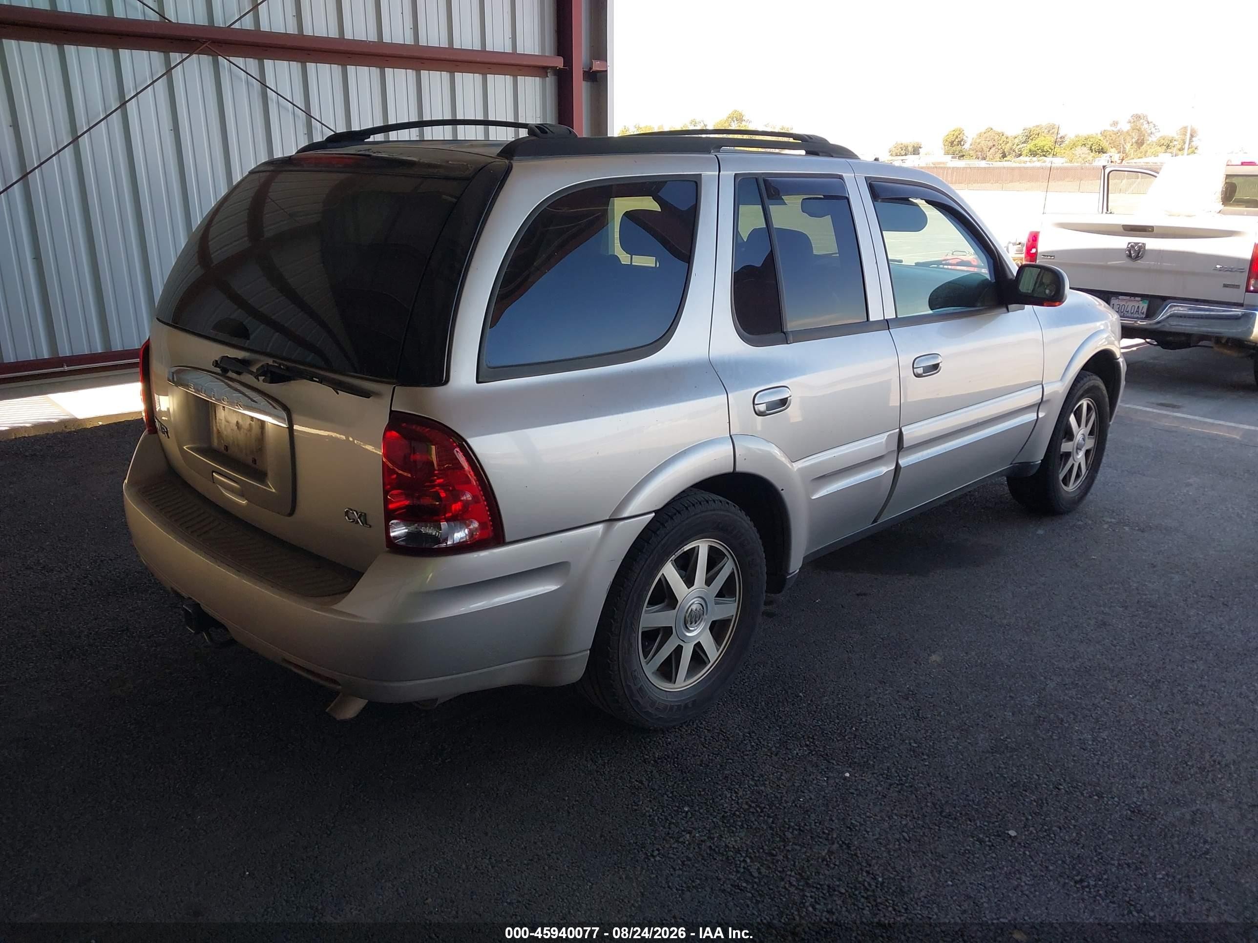 2004 Buick Rainier Cxl Plus Silver vin: 5GADT13S142149055