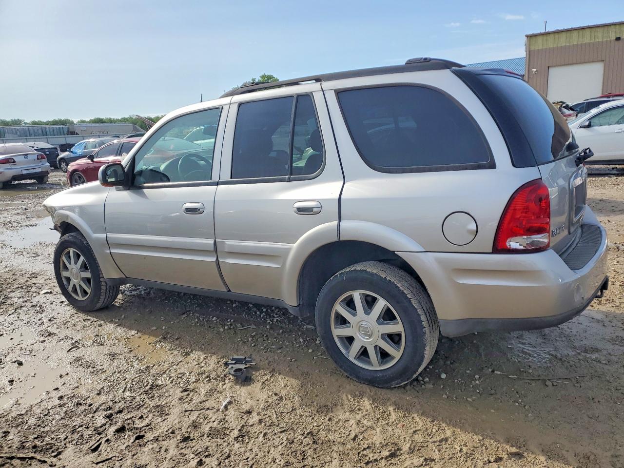 2004 Buick Rainier Silver vin: 5GADT13S142265887