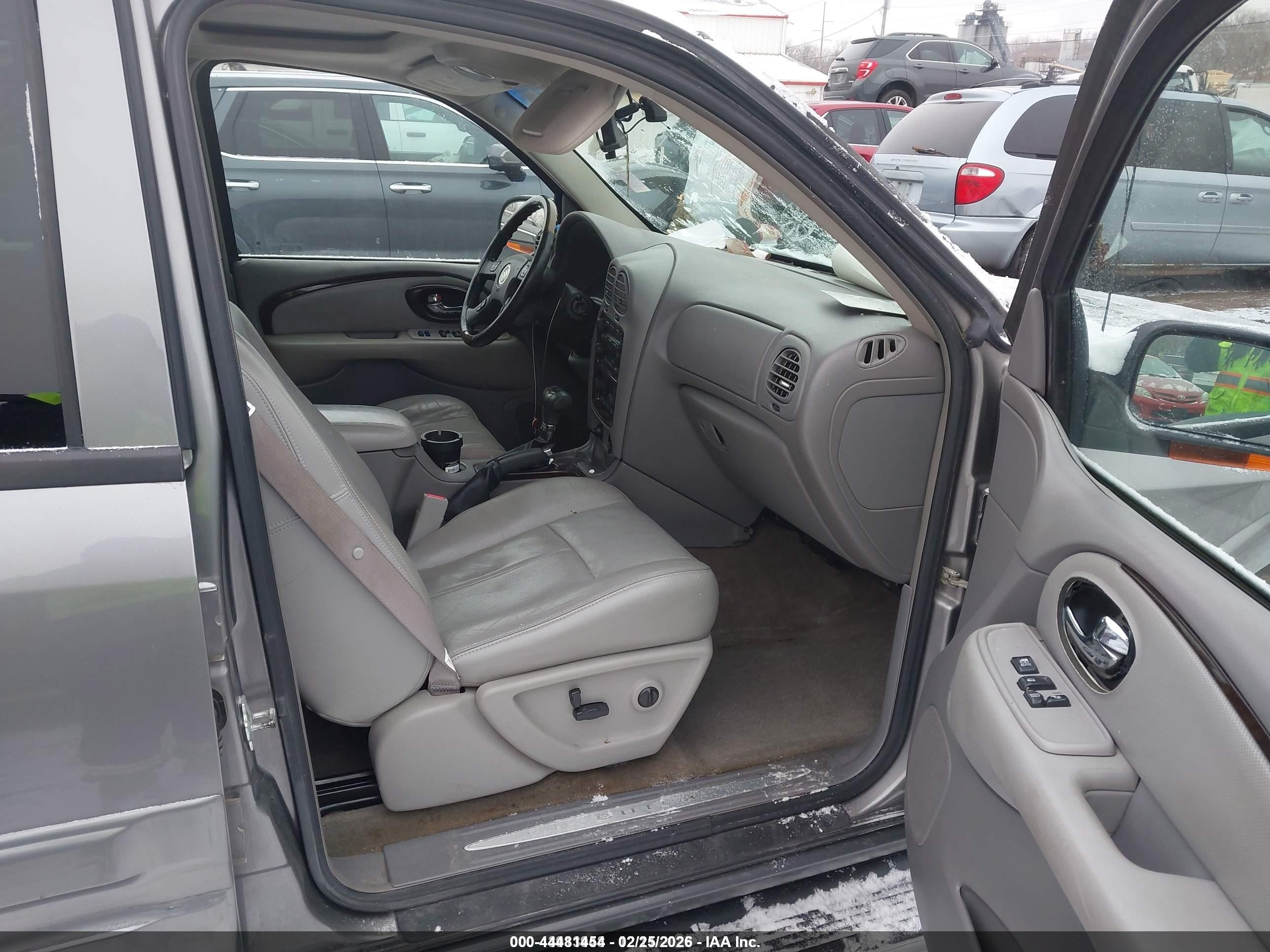 2005 Buick Rainier Cxl Gray vin: 5GADT13S952322662