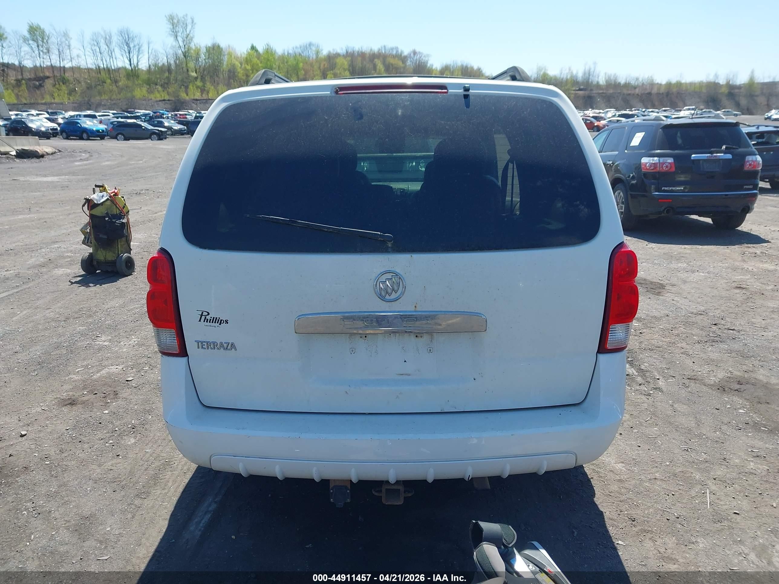 2006 Buick Terraza Cx White vin: 5GADV23LX6D127832