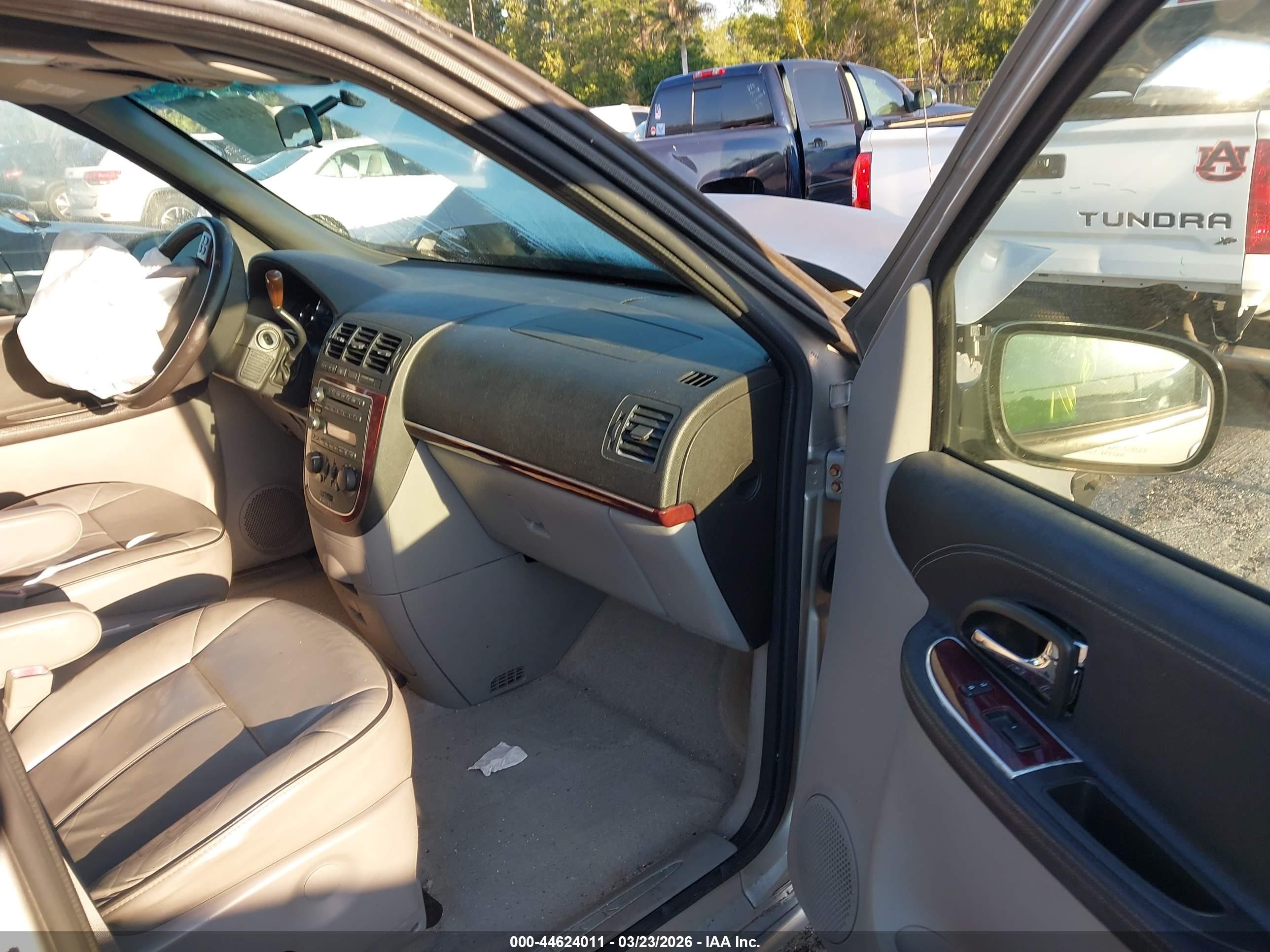 2005 Buick Terraza Cxl Silver vin: 5GADV33L25D218291
